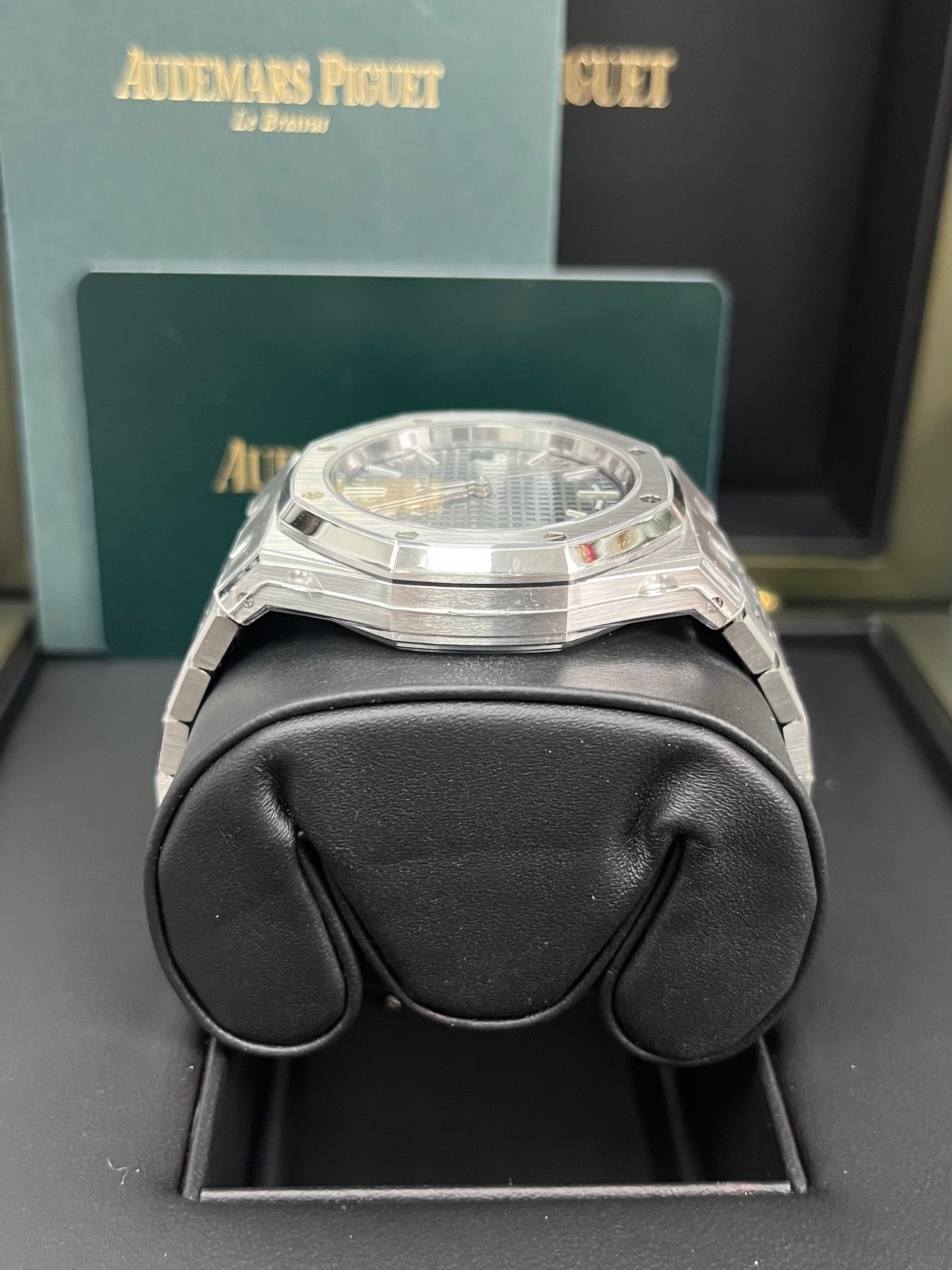 Audemars Piguet Royal Oak 50th Anniversary 37mm Men's Luxury Watch - Grey Dial Ref 15550ST.OO.1356ST.03 - Perfect for Business Meetings & Special Occasions