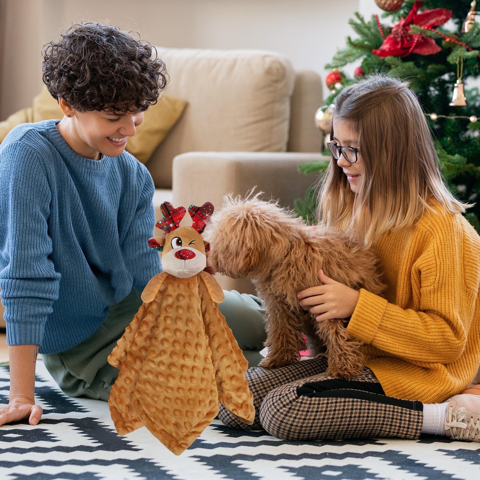 Christmas Squeaky Dog Toys for Small Medium Large Dogs - Soft Plush No Stuffing Puppy Chew Toys, Durable Bite-Resistant Xmas Reindeer for Aggressive Chewers - Perfect for Holiday Playtime, Training & Interactive Bonding