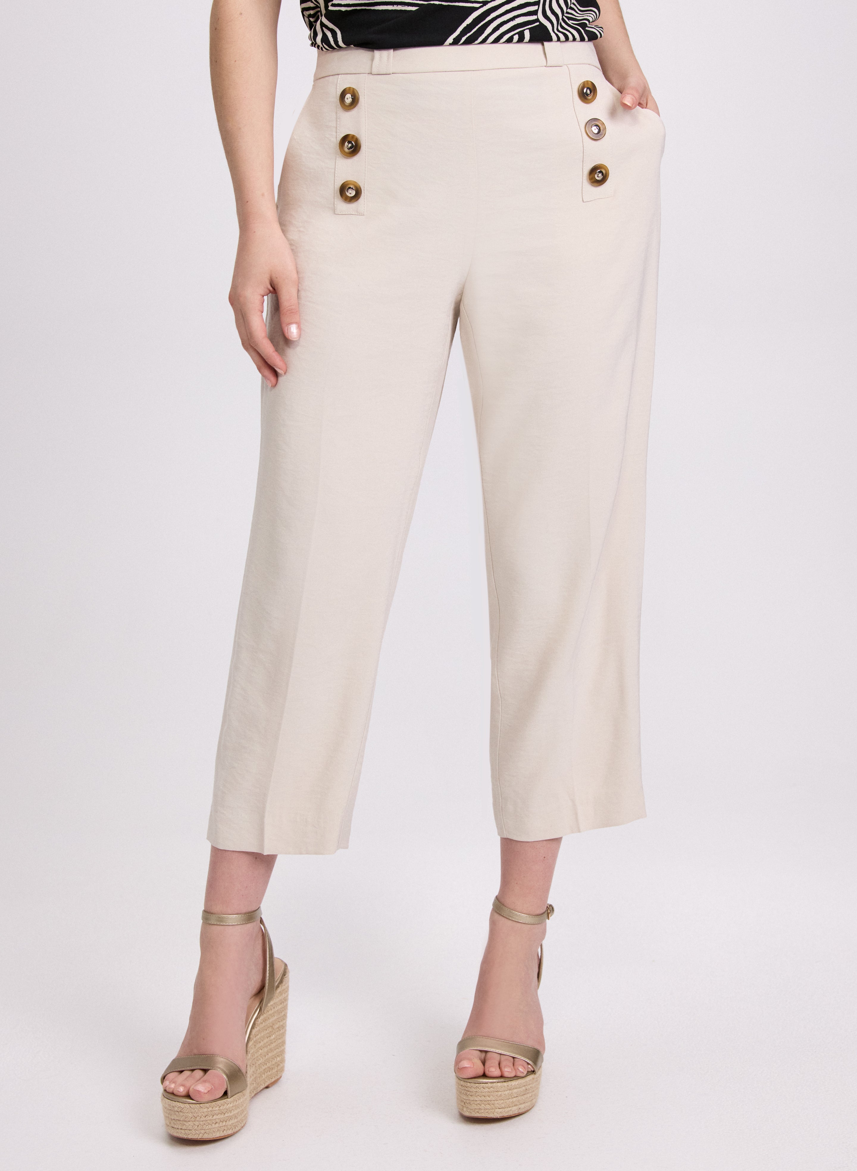Stylish Button Detail Capris for Women - Trendy High Waisted Cropped Pants for Casual Outfits & Summer Wear