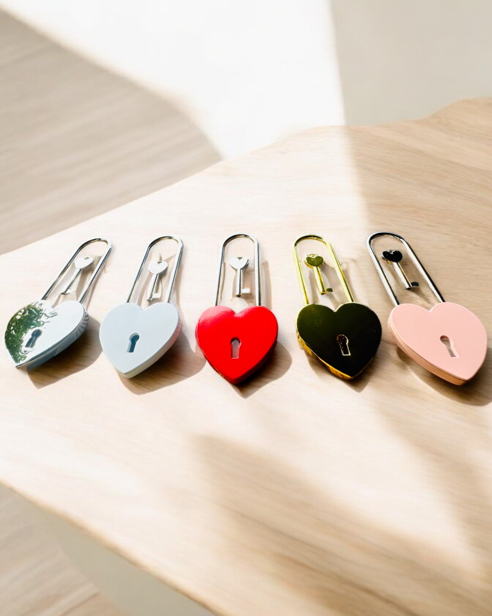 Engravable Magic Love Padlocks - 5 Colors for Couples, Anniversaries & Romantic Gifts - Perfect for Bridges, Parks & Memory Keepsakes