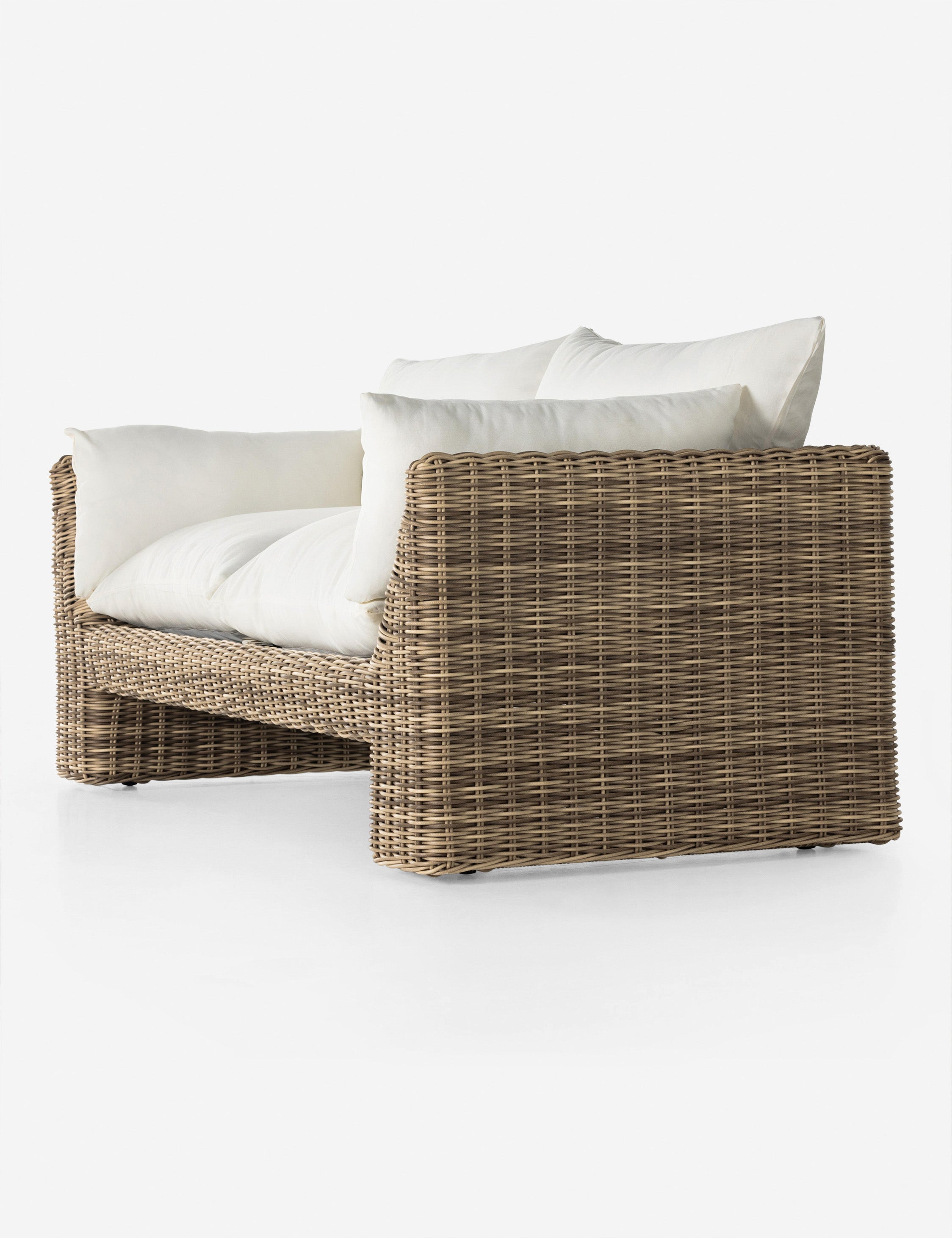 Comfortable Gable Indoor/Outdoor Sofa - Waterproof & Weather-Resistant for Patio, Garden, and Living Room Relaxation