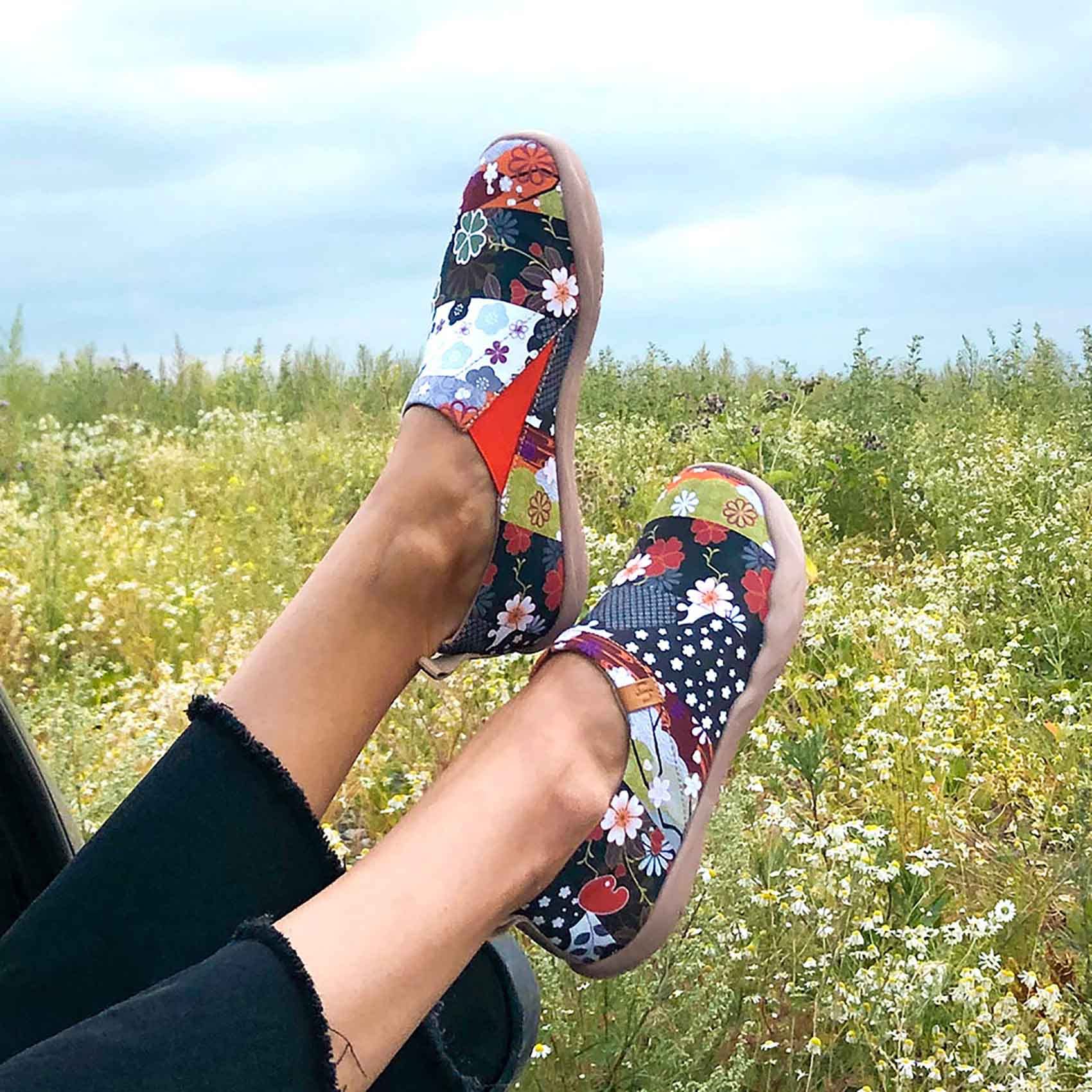 UIN Women's Slip-On Loafers - Lightweight, Breathable & Comfortable Travel Shoes for Walking, Casual Outfits & Everyday Wear | Art-Inspired Design for Fashionable Women