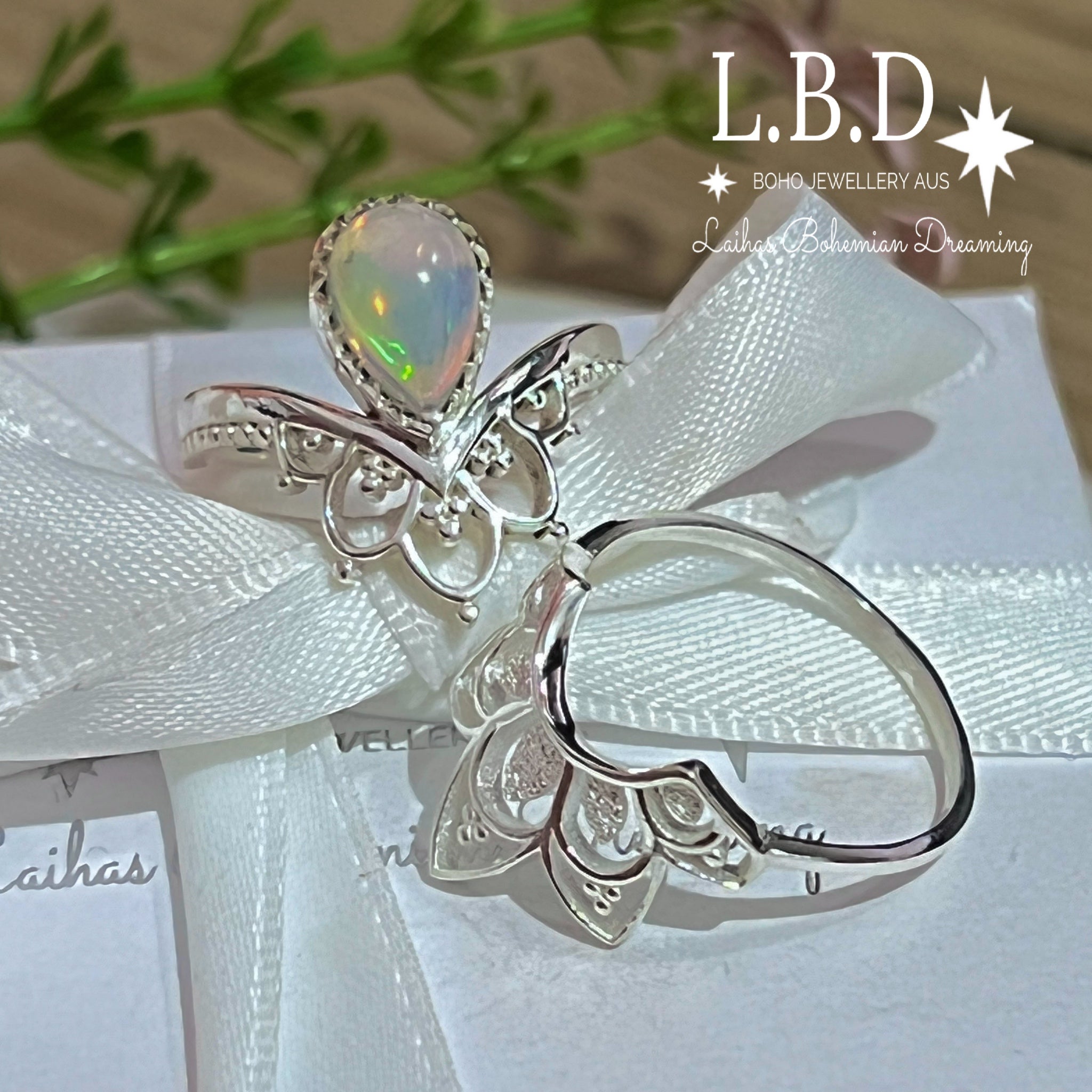 Laihas Daisly Boho Genuine Opal Ring Set for Women - Sterling Silver Stackable Rings - Handmade Bohemian Jewelry for Everyday Wear & Special Occasions