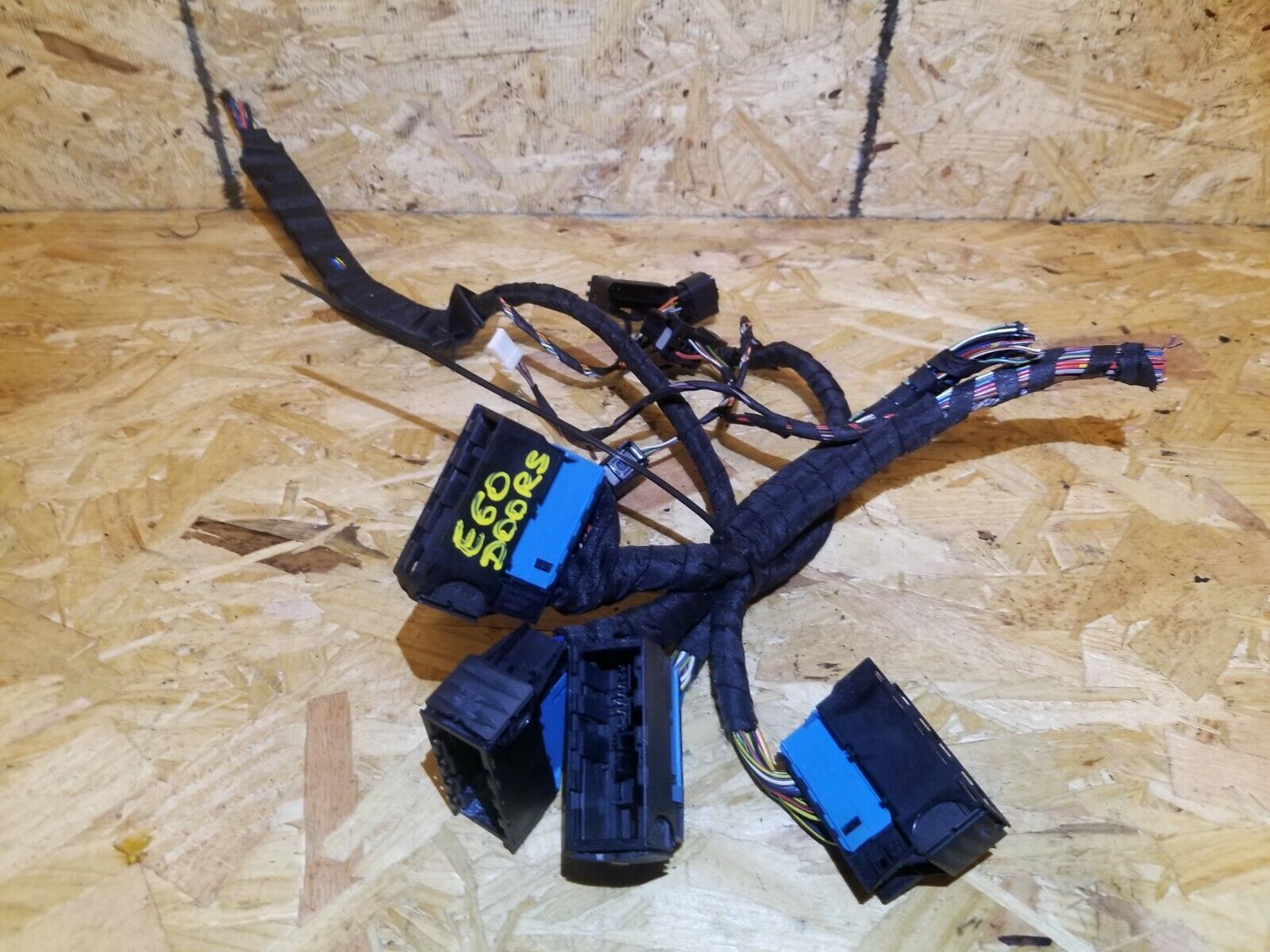 BMW 530xi E60 Door Wire Harness Connector Plug 4pcs OEM 04-07 - Perfect for DIY Car Electrical Repairs & Maintenance