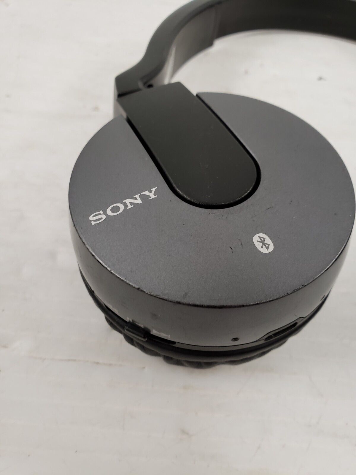 Sony MDR-ZX550BN Wireless Noise Cancelling Headphones with Bluetooth - Perfect for Travel, Work & Music Lovers