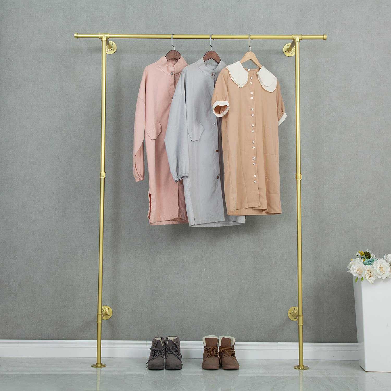 Industrial Pipe Clothes Rack - Heavy Duty Wall Mounted Black Pipe Garment Hanger Rod for Closet Storage (Gold) - Perfect for Bedroom, Laundry Room & Commercial Use