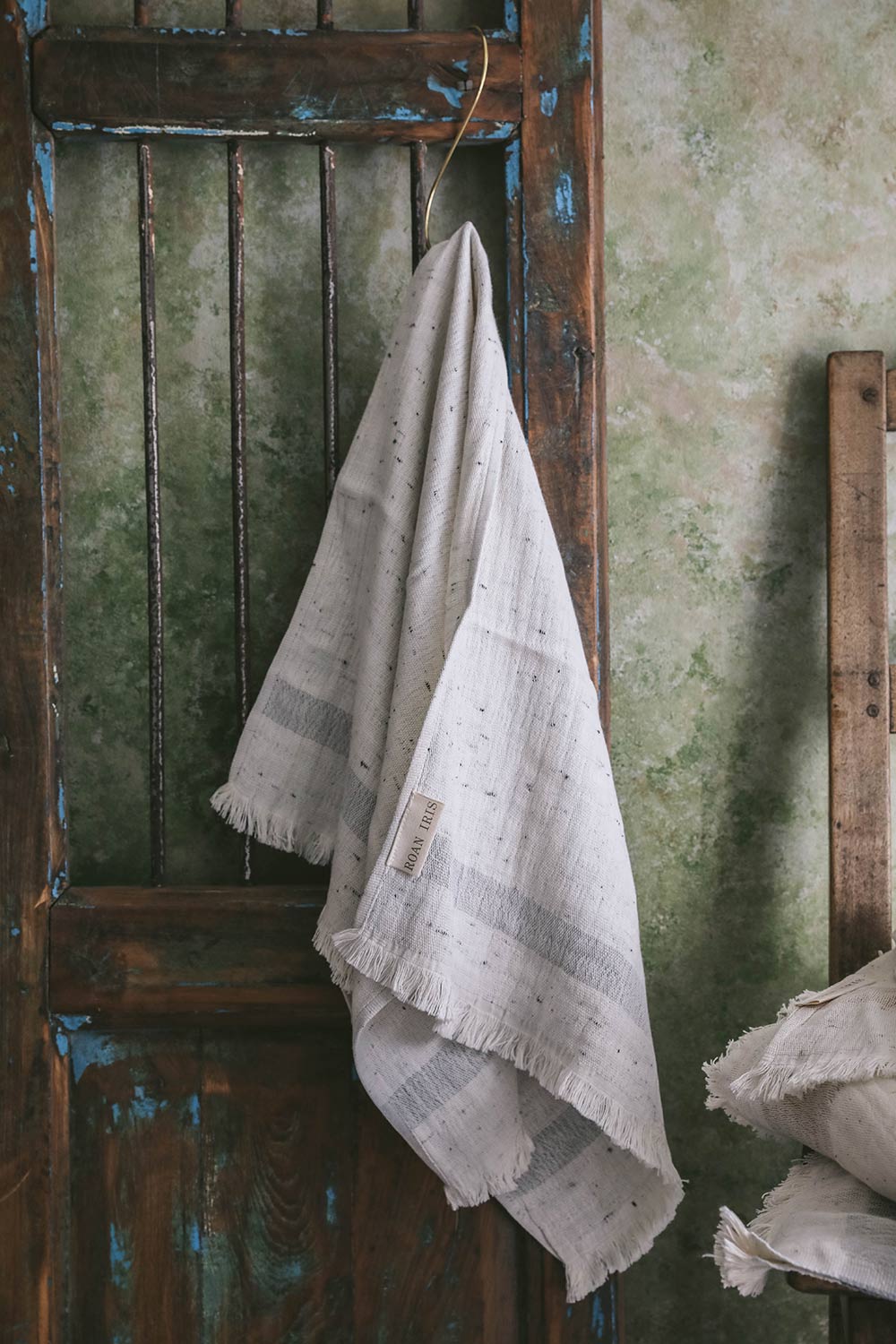 Premium Muslin Cotton Towel - Soft & Absorbent Baby Swaddle Blanket - Grey - Perfect for Newborn Care, Nursing & Travel Essentials