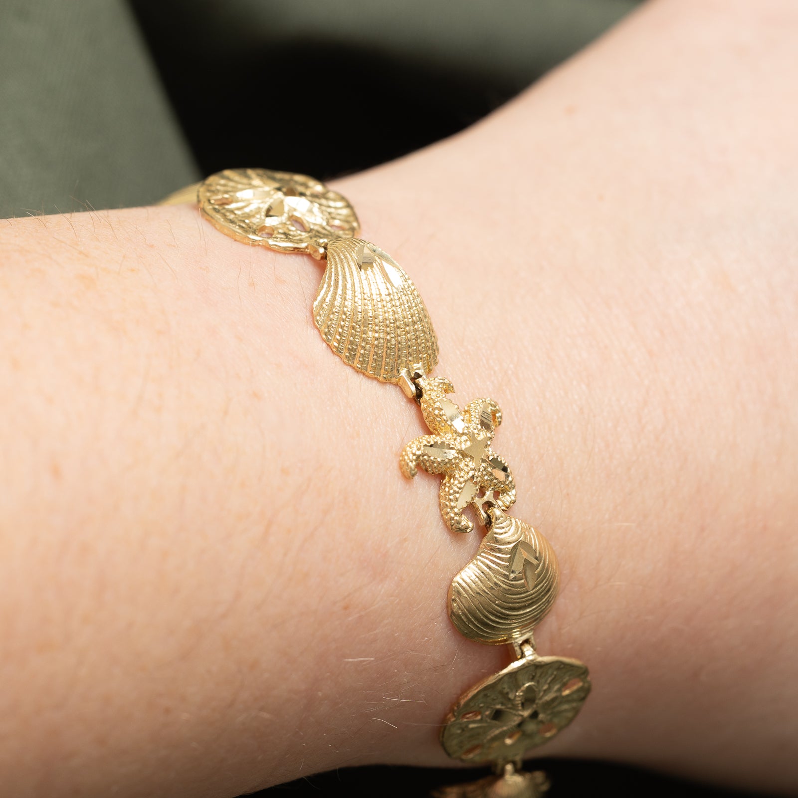 14K Yellow Gold Under the Sea Bracelet - 14.65mm Width - 7.5 Inches Adjustable - Elegant Ocean-Themed Jewelry for Women - Perfect for Beach Vacations, Weddings & Gift Giving