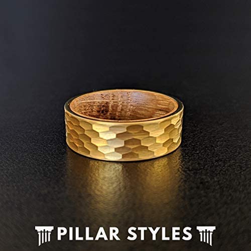 14K Gold Whiskey Barrel Rings for Men - Hammered Tungsten Wedding Band with Bourbon Barrel Wood Inlay - Rustic Yellow Gold Anniversary Gifts for Him - Perfect for Weddings, Anniversaries, and Bourbon Lovers