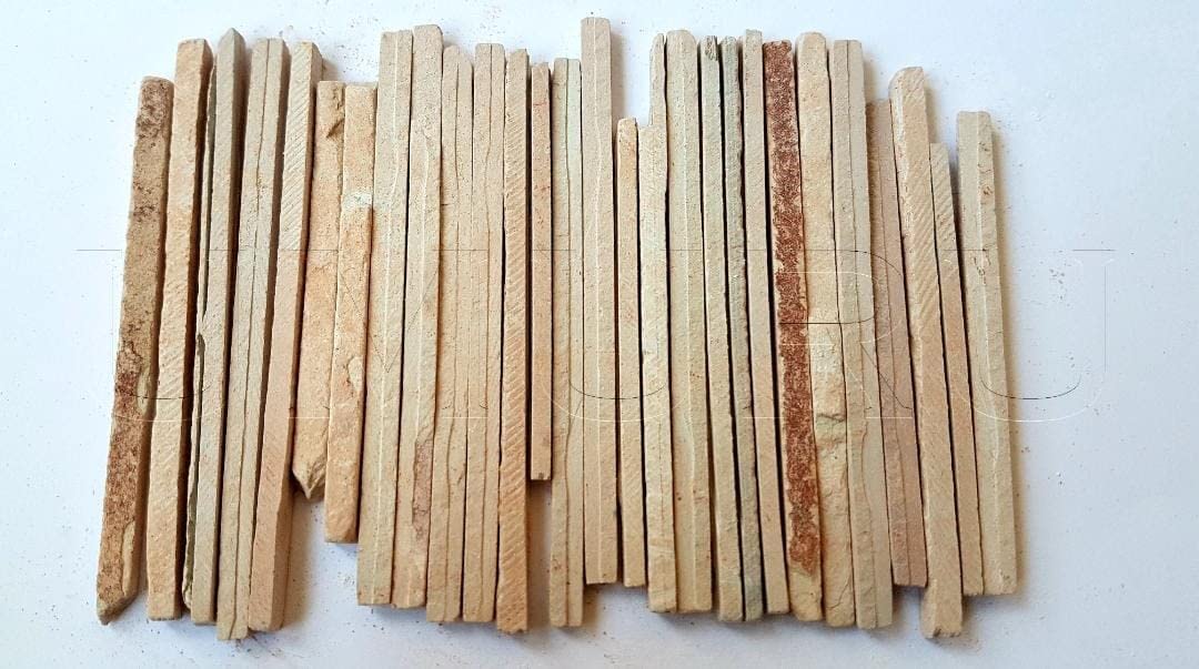 Natural Red Slate Pencils & Chalk Bars - 75-Pack Edible Limestone Chalk for Kids, Baking & Art (500g) | Safe Non-Toxic Slate Pencils for Classroom, Cooking Decor & DIY Crafts