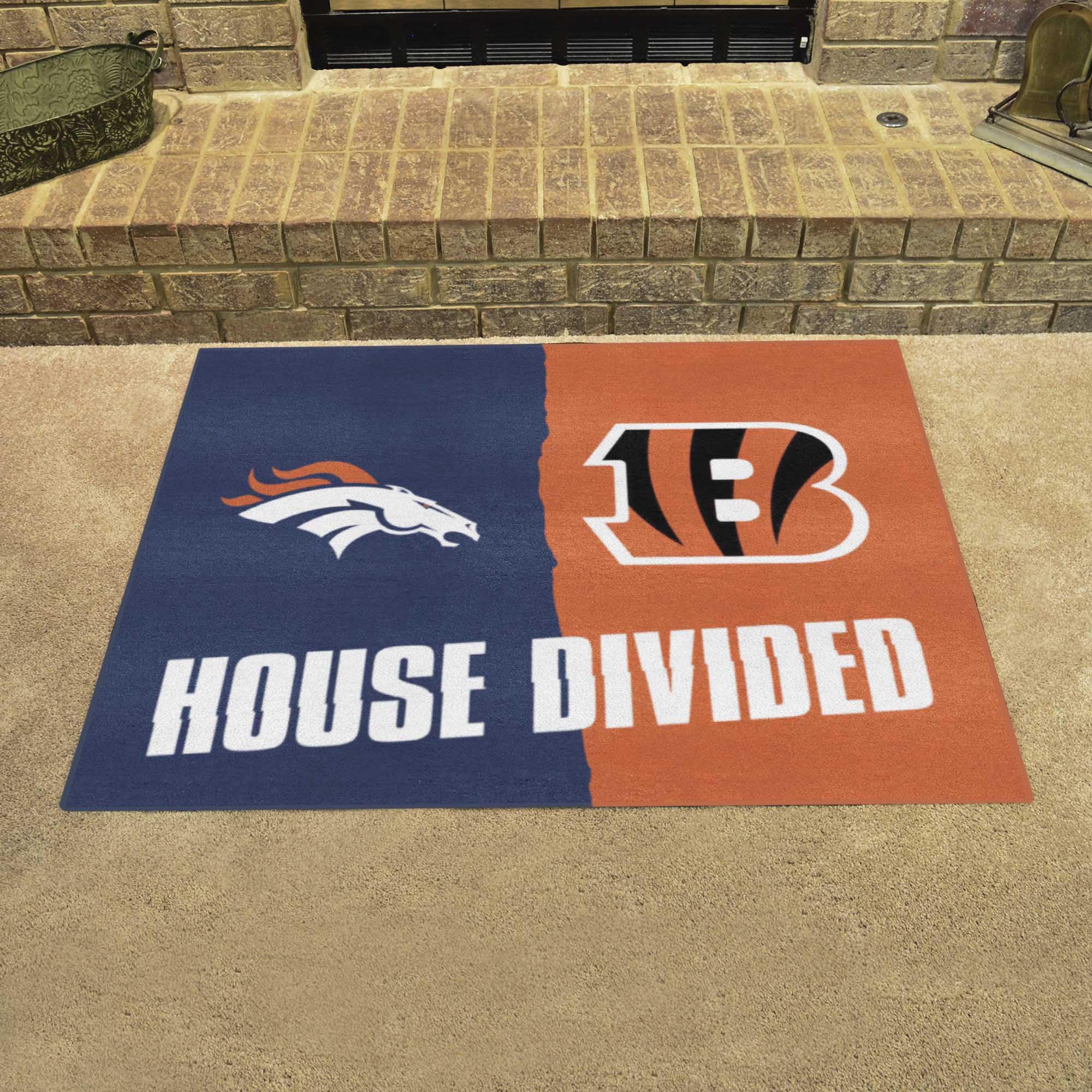 FANMATS NFL Unisex-Adult House Divided Doormat - Perfect for Football Fans, Game Day Decor & Entryway Protection