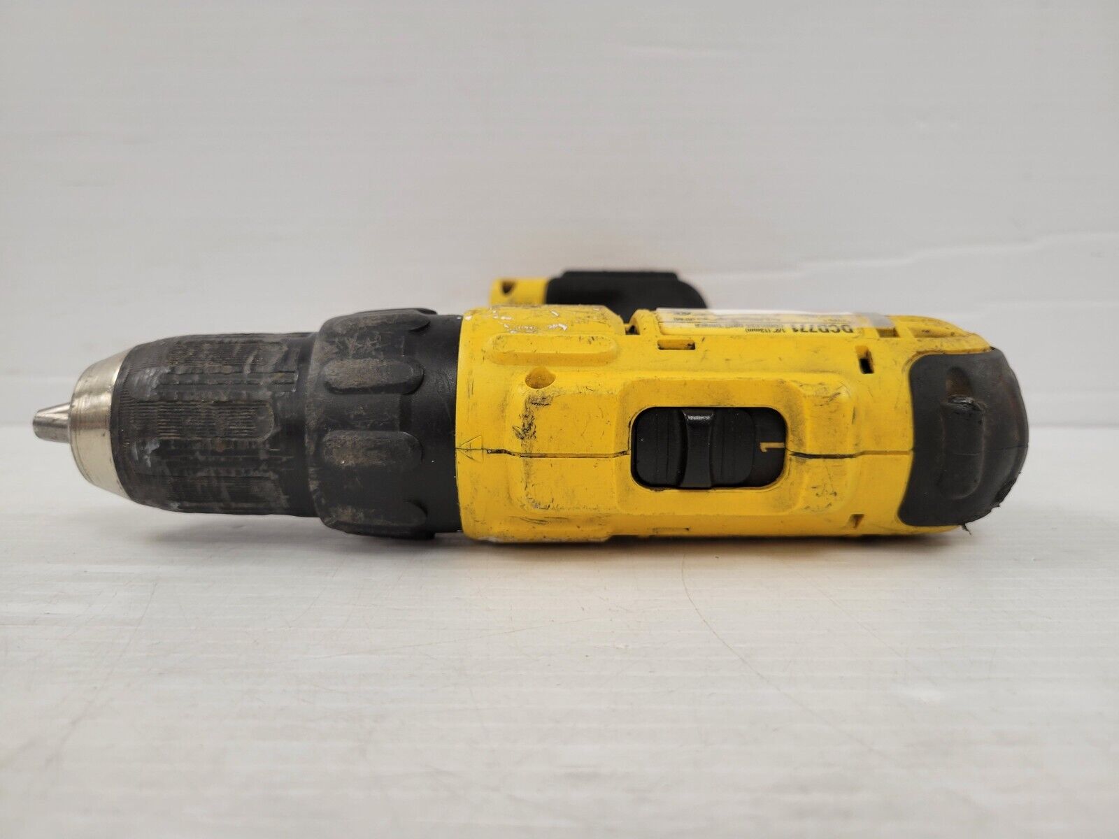 DEWALT DCD711 20V MAX Cordless Drill Driver - Compact & Lightweight Power Tool for Home DIY, Woodworking & Construction Projects