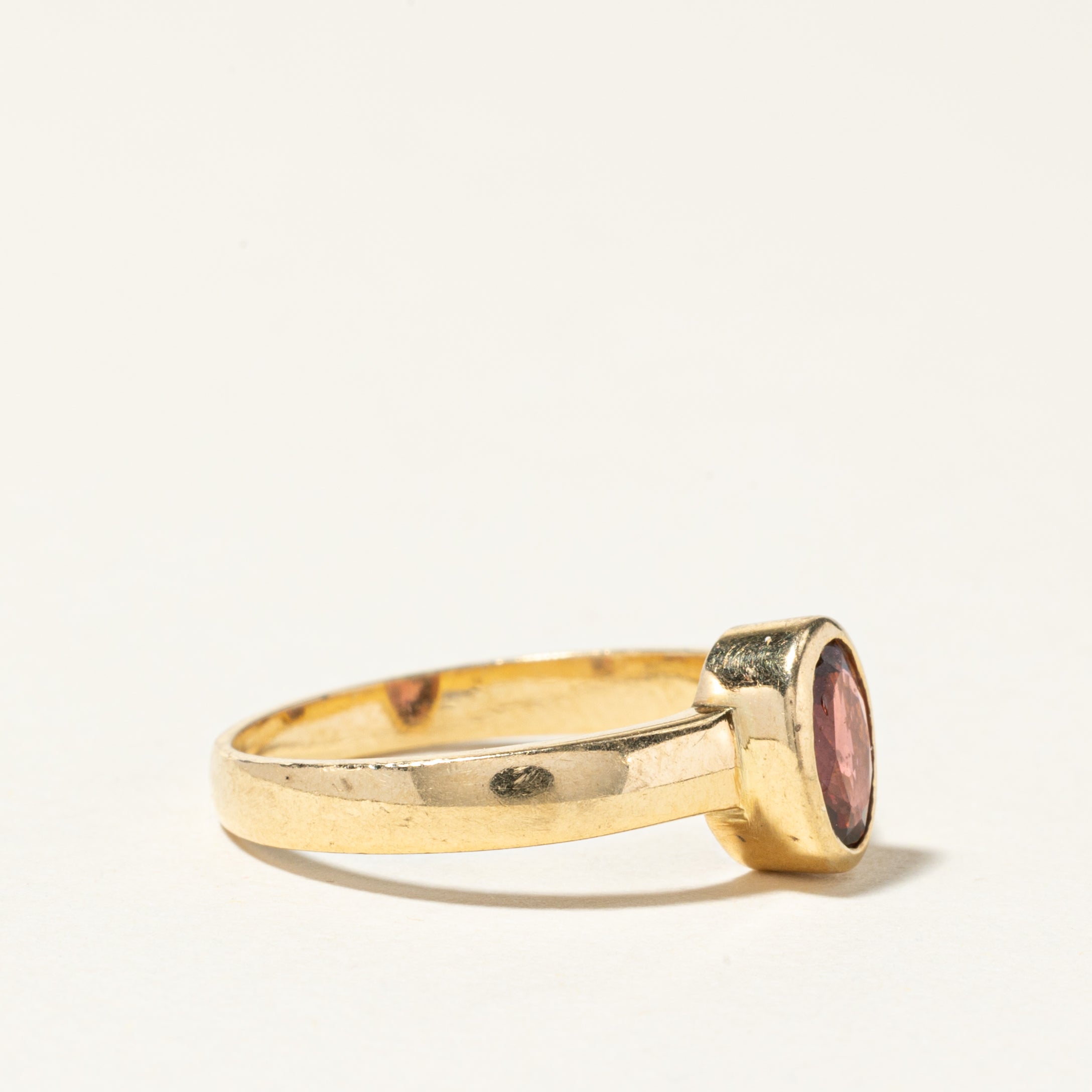 Exquisite Bezel Set Oval Cut Garnet Ring | 0.75ct Genuine Garnet | Size 7.5 | Perfect for Engagement, Anniversary & Everyday Elegance