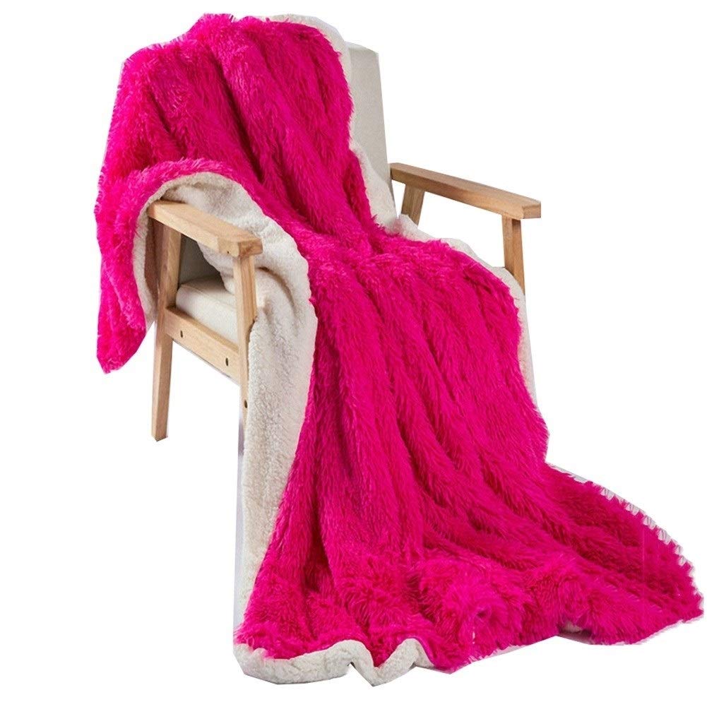 YCSD Ultra Soft Faux Fur Blanket - Reversible Fluffy Plush Throw for Couch, Sofa & Bed - Lightweight Shaggy Microfiber Fleece Blanket in Twin Size - Perfect for Cozy Nights, Movie Time & Home Decor