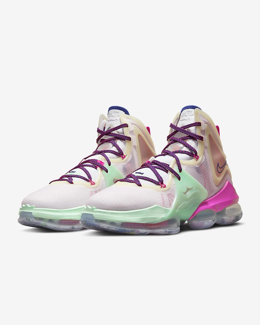 Nike LeBron 19 Basketball Shoes for Men - High-Performance Court Sneakers with Zoom Air Cushioning - Perfect for Indoor/Outdoor Basketball Games, Training & Streetwear Fashion