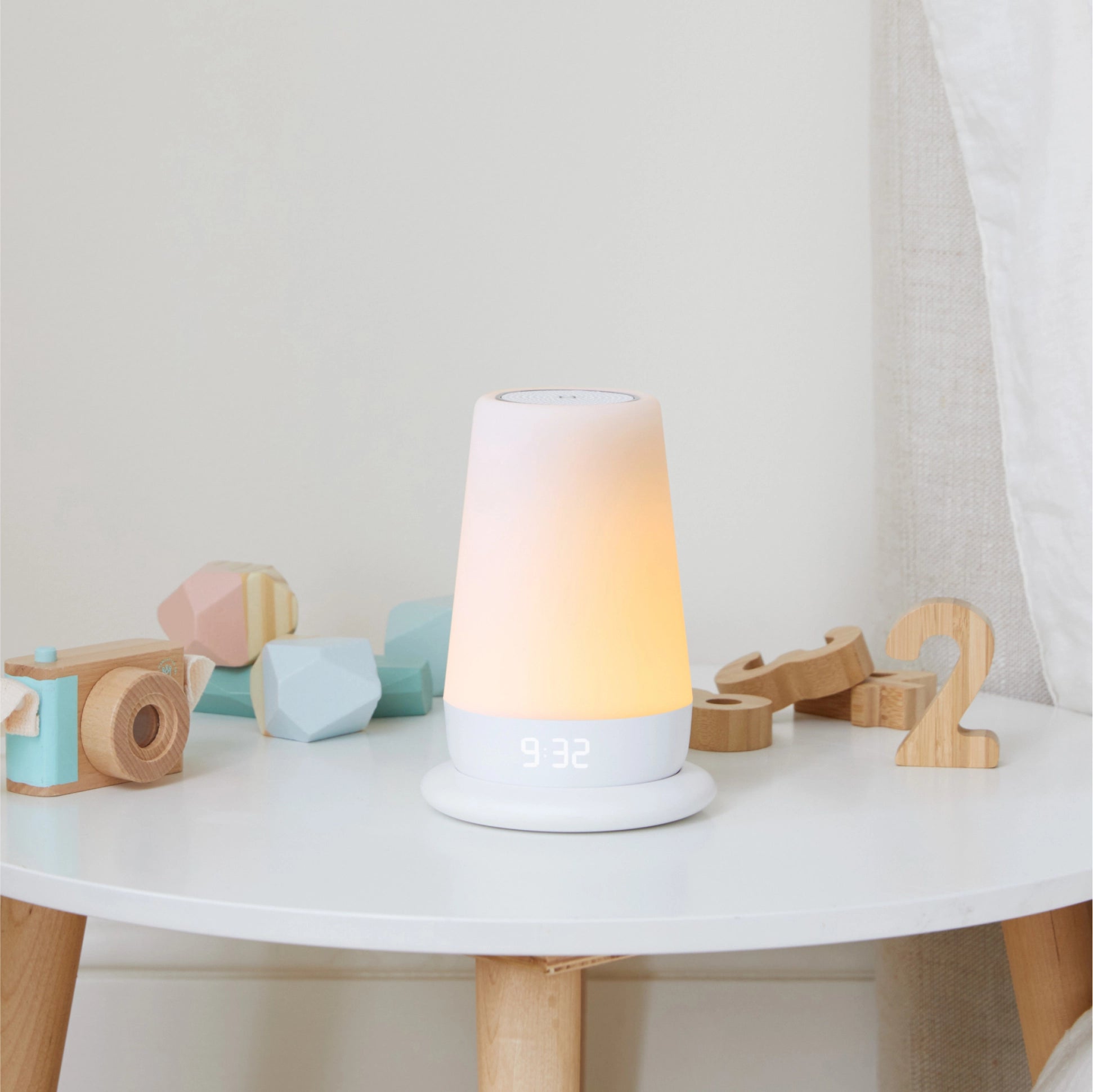 Hatch Rest+ 2nd Gen Smart Night Light & Sound Machine with Rechargeable Battery - Perfect for Baby Nursery, Kids Room & Sleep Training