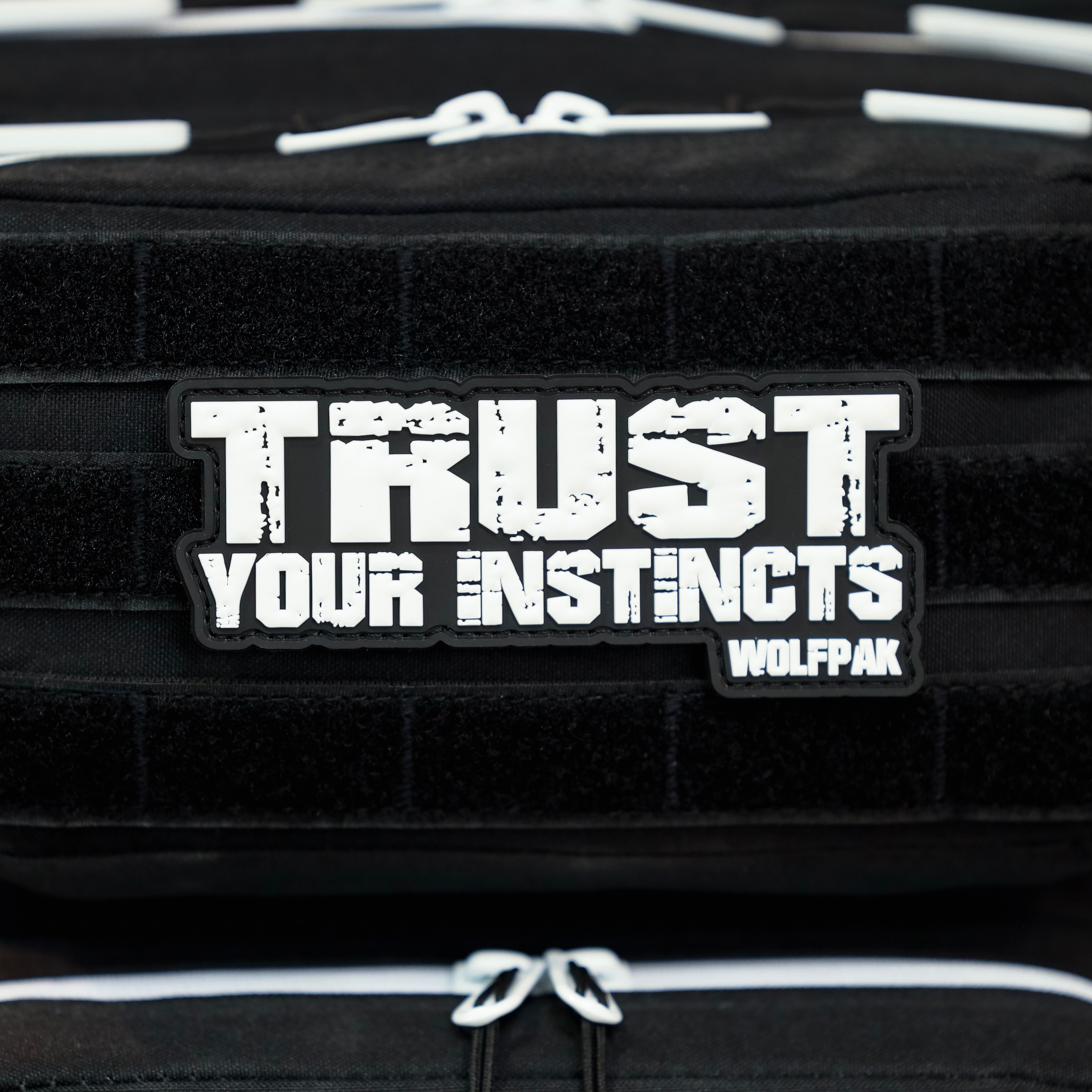 Jumbo Patch Trust Your Instincts - Motivational Iron On Embroidered Patch for Jackets, Bags & DIY Crafts - Perfect for Sewing, Scrapbooking & Personalized Gifts