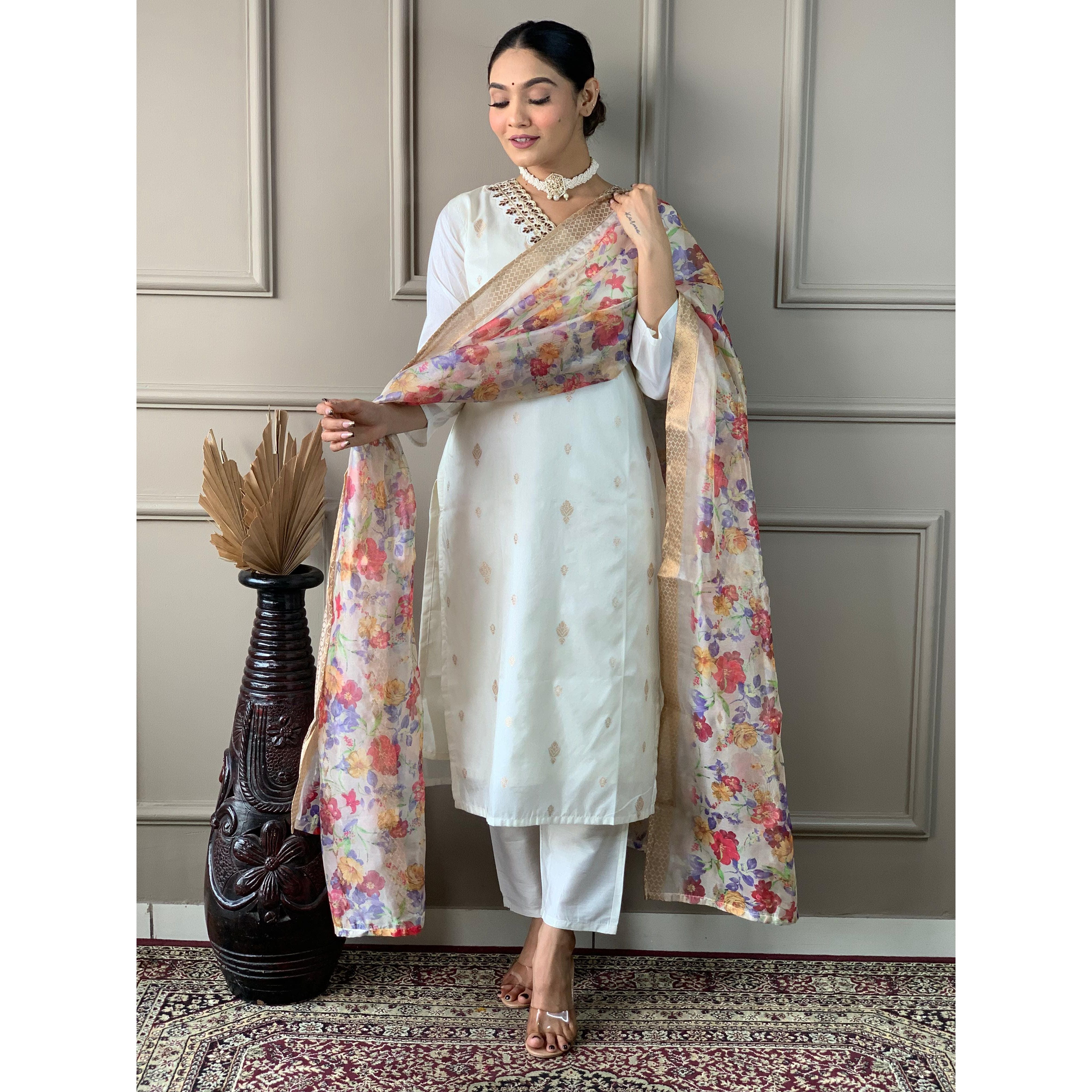 Elegant White Kurta Set with Floral Dupatta for Women - Traditional Indian Ethnic Wear for Holi Festival, Diwali, Weddings & Special Occasions