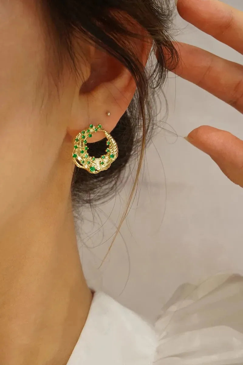 18K Yellow Gold Vintage Elegant Emerald Stud Earrings for Women - 0.68 Carat Real Natural Green Gemstone Jewelry - Perfect for Parties, Weddings & Special Occasions