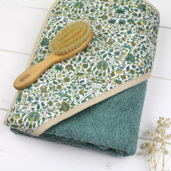 Premium Barnabe Loves Coffee Bath Towel - 31x31 Inches (79x79cm) - Soft & Absorbent Cotton Towel for Bathroom, Spa, Beach & Pool Use