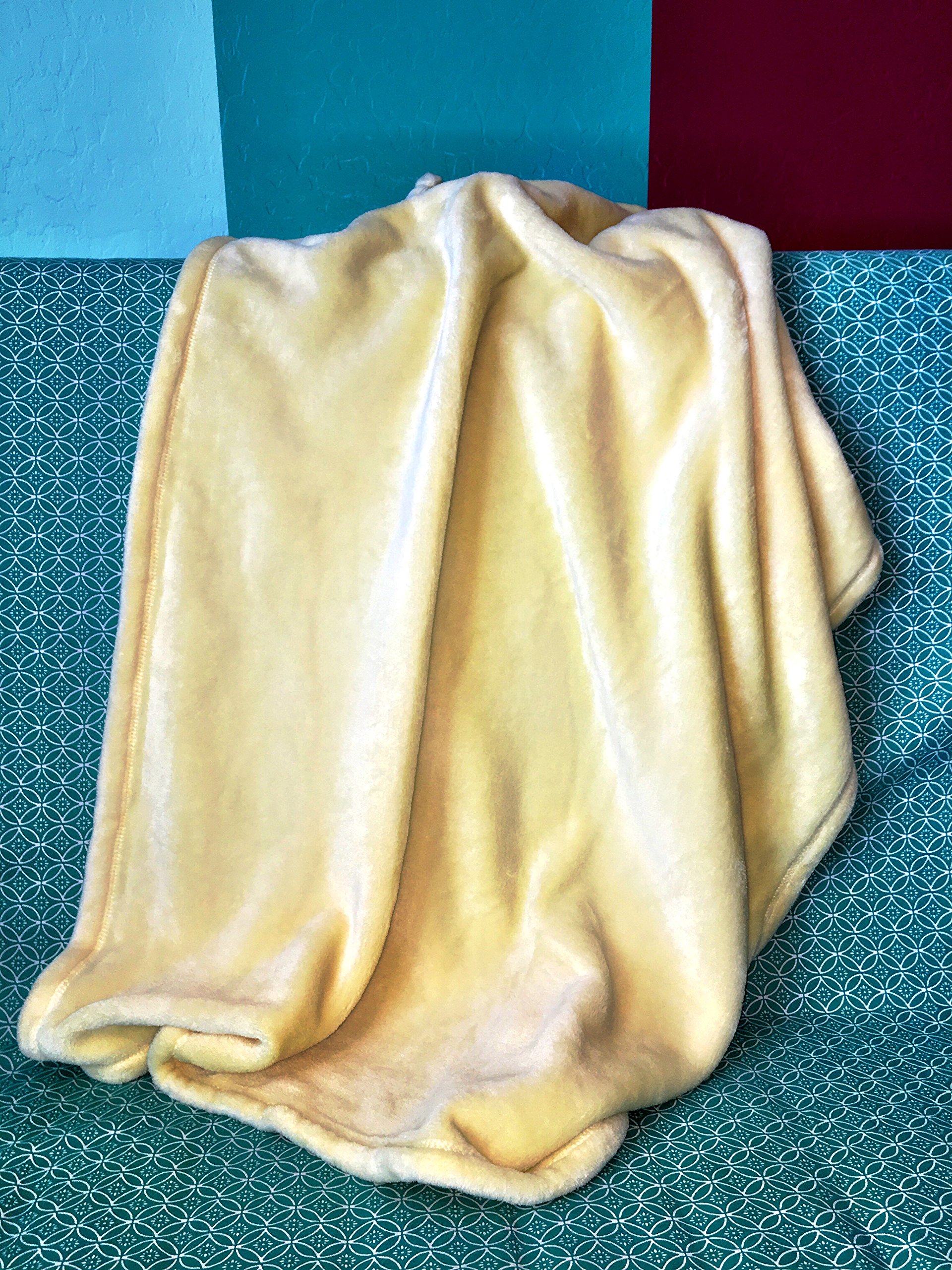 Premium Soft Baby Blanket - Youthful Yellow 30