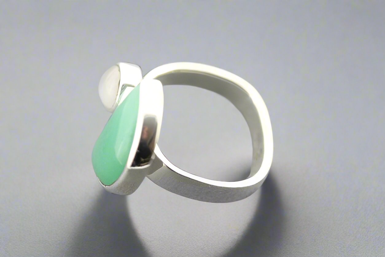 Moon and Star Ring - Aventurine and Moonstone Gemstone Jewelry for Women - Boho Chic Style for Everyday Wear, Gift Giving, and Spiritual Healing