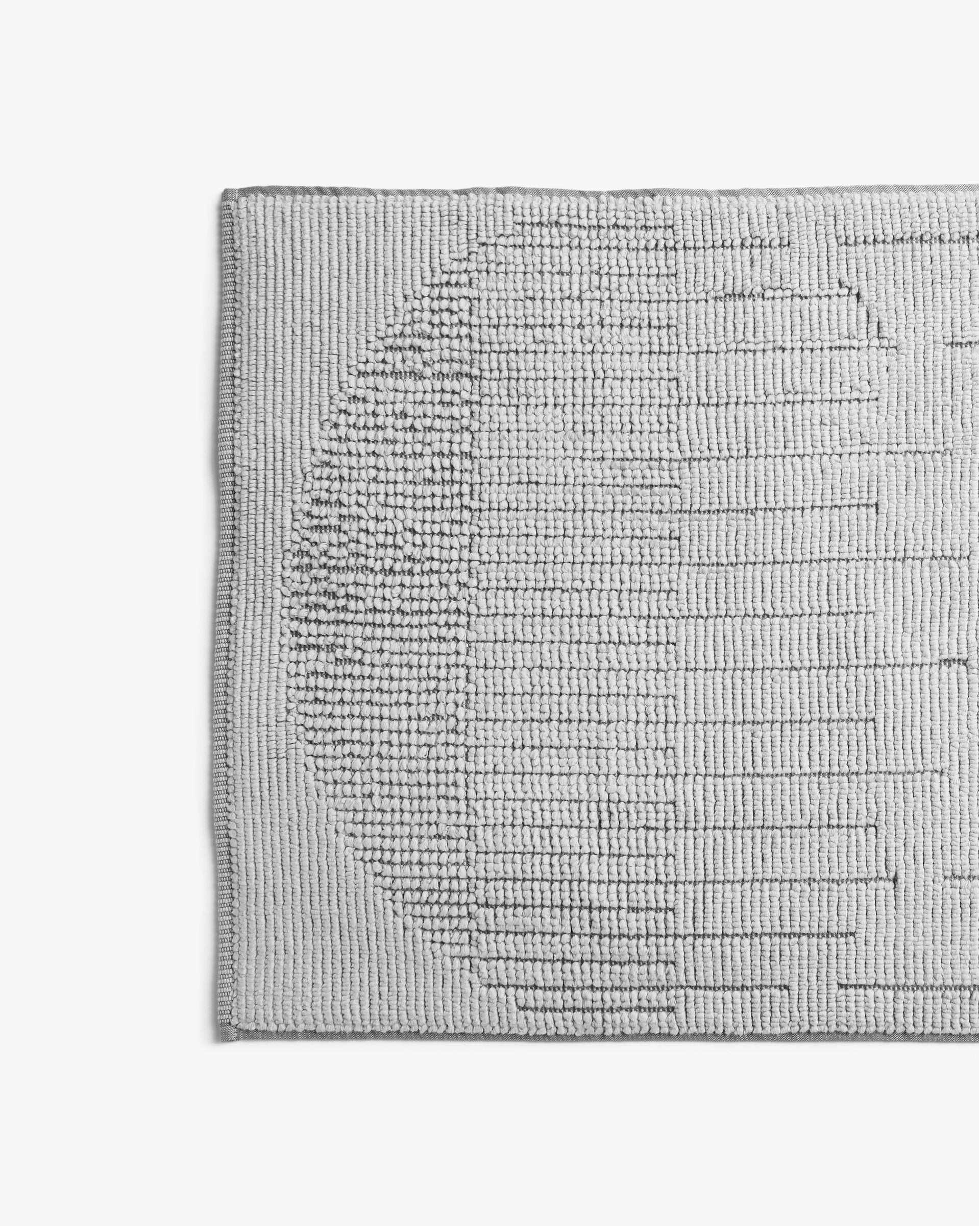 Soft Sunset Bath Rug - Non-Slip, Absorbent, Machine Washable - Perfect for Bathroom, Shower, and Spa Relaxation