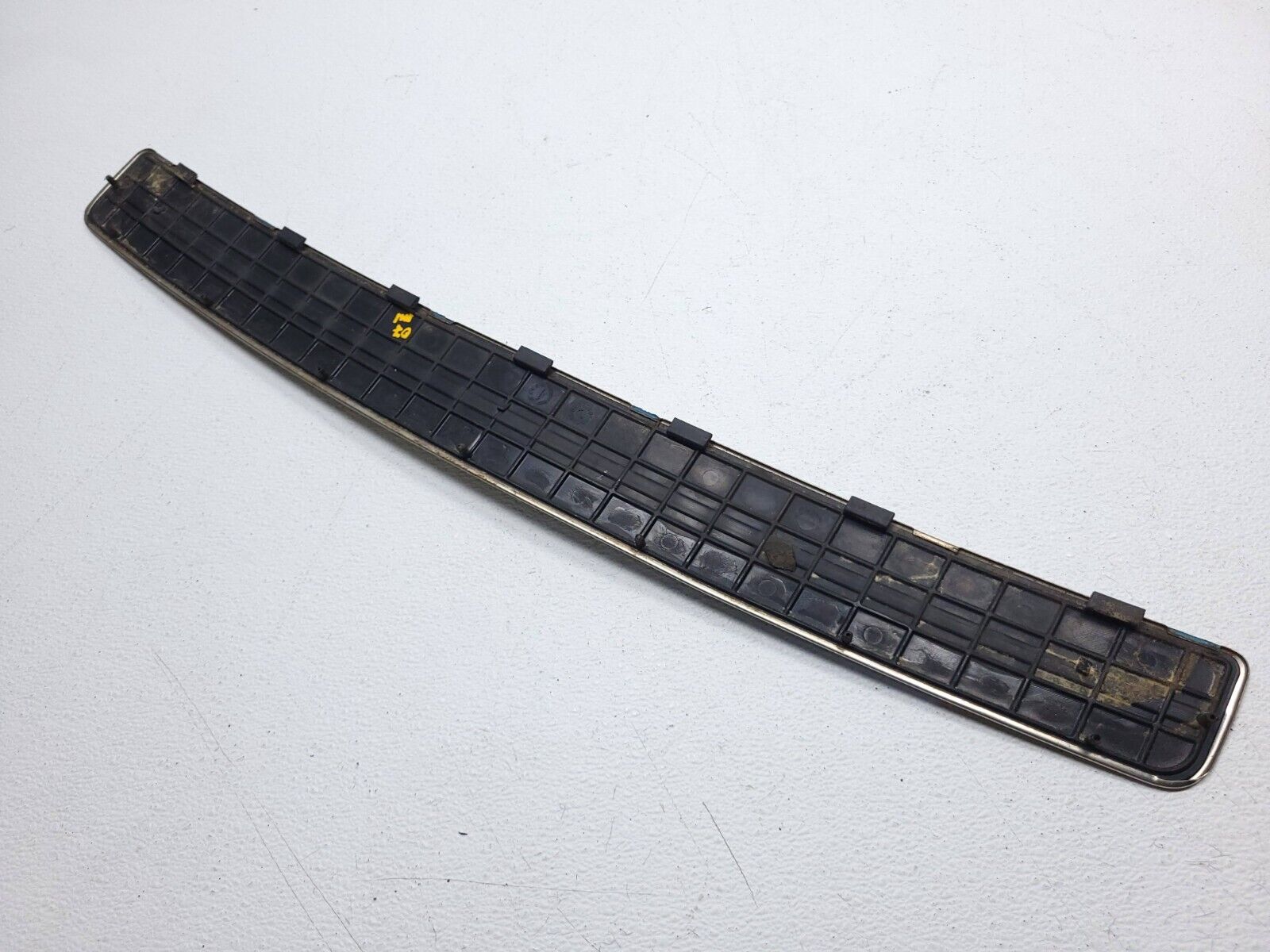 2006-2011 Mercedes ML500 Rear Bumper Upper Scuff Plate OEM Replacement Part - Perfect for Off-Road Protection & Style Enhancement