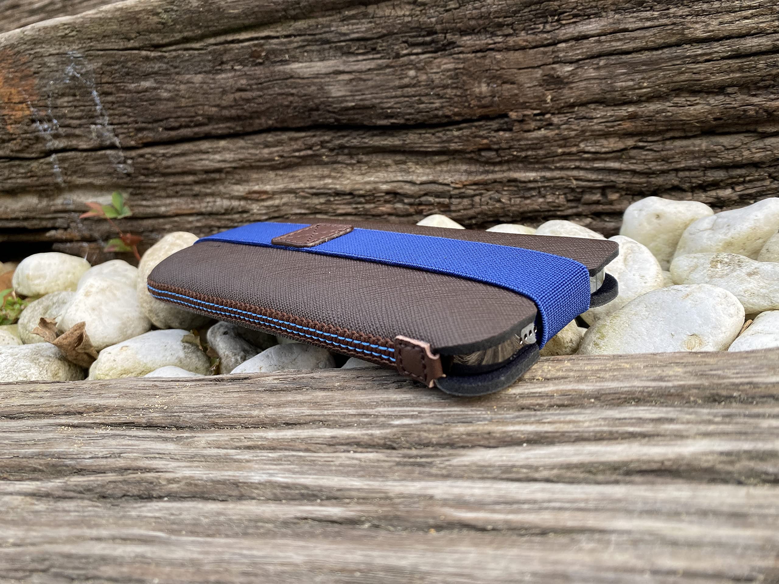 Soft Neoprene Phone Pouch Sleeve Bag - Slim Protective Case for Smartphones (170x90x5mm, Brown) - Perfect for Everyday Use, Travel & Commuting - Model AJ18-PX608
