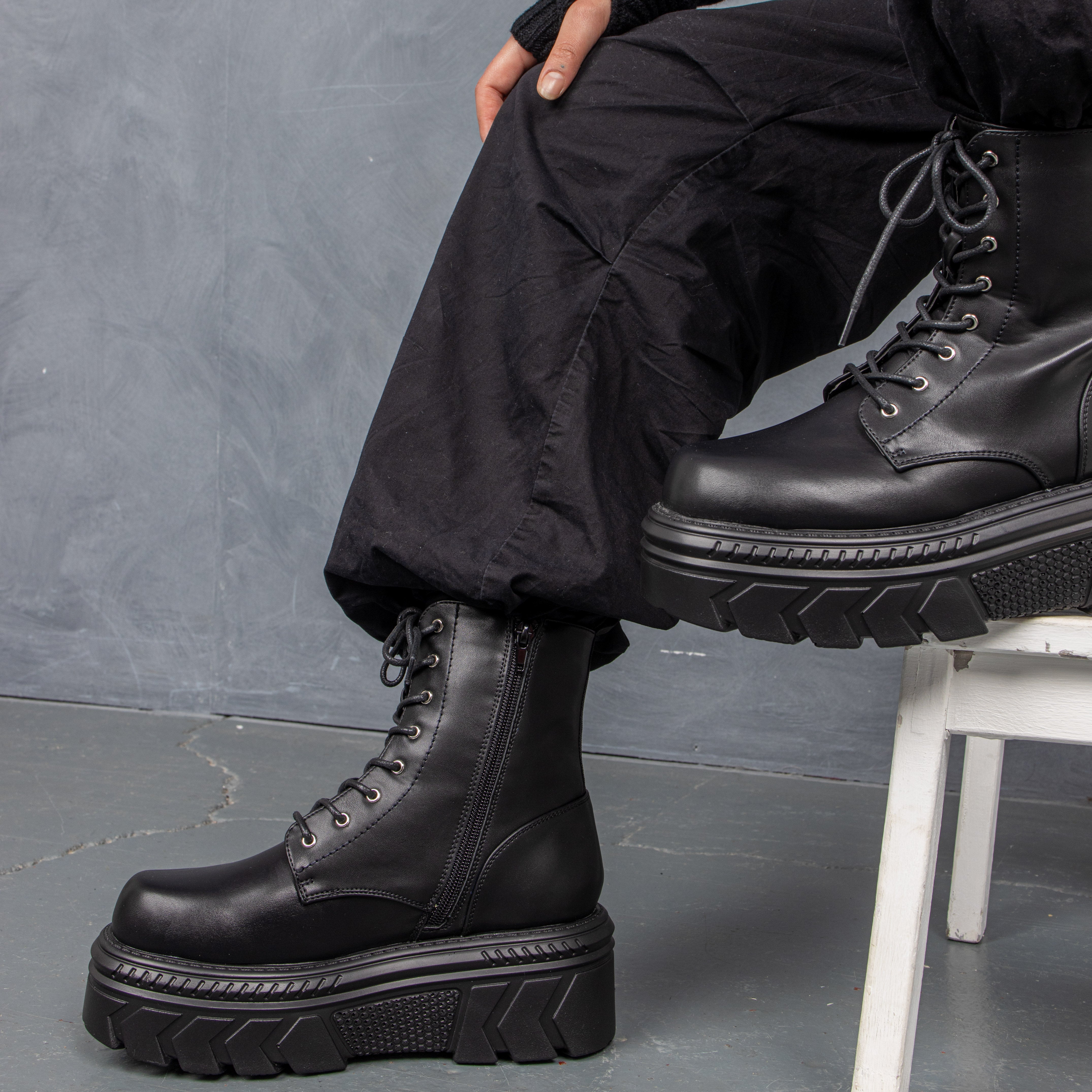 Stylish Talwar Chunky Stomper Boots for Women - Trendy Platform Combat Boots with Thick Sole | Perfect for Streetwear, Gothic Fashion & Winter Outfits