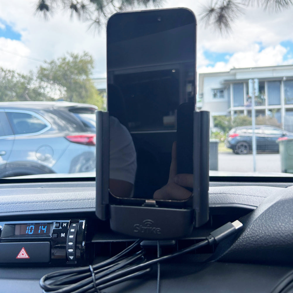 iPhone 15 Pro Car Phone Holder - Adjustable DIY Mount for Safe Driving | Perfect for Commuting, Road Trips & Navigation