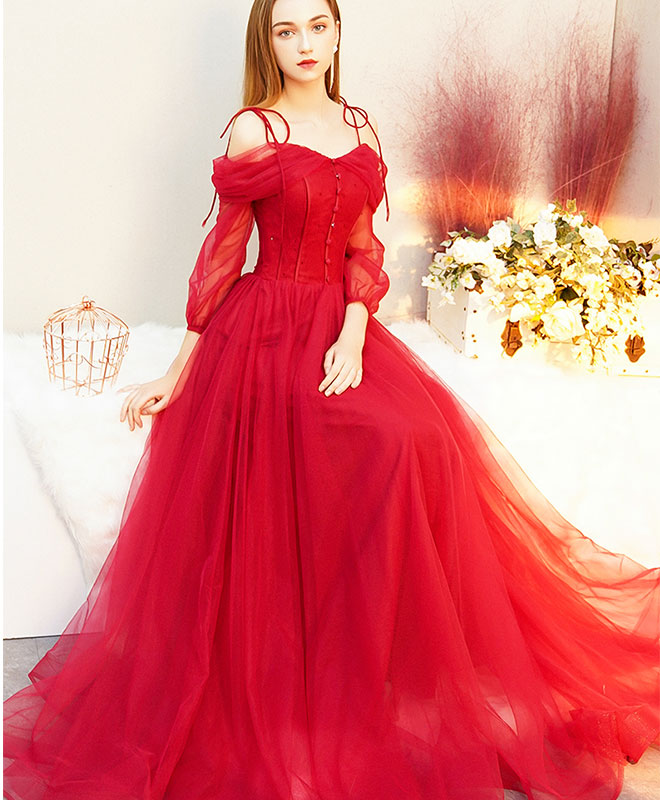 Elegant Red Tulle Long Prom Dress for Women - Formal Evening Gown for Homecoming, Ball, and Special Occasions