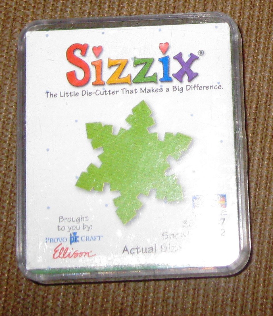 Sizzix Green Snowflake Matte Paint - Premium Indoor Arts & Crafts Acrylic Paint for DIY Projects, Scrapbooking, and Holiday Decorations
