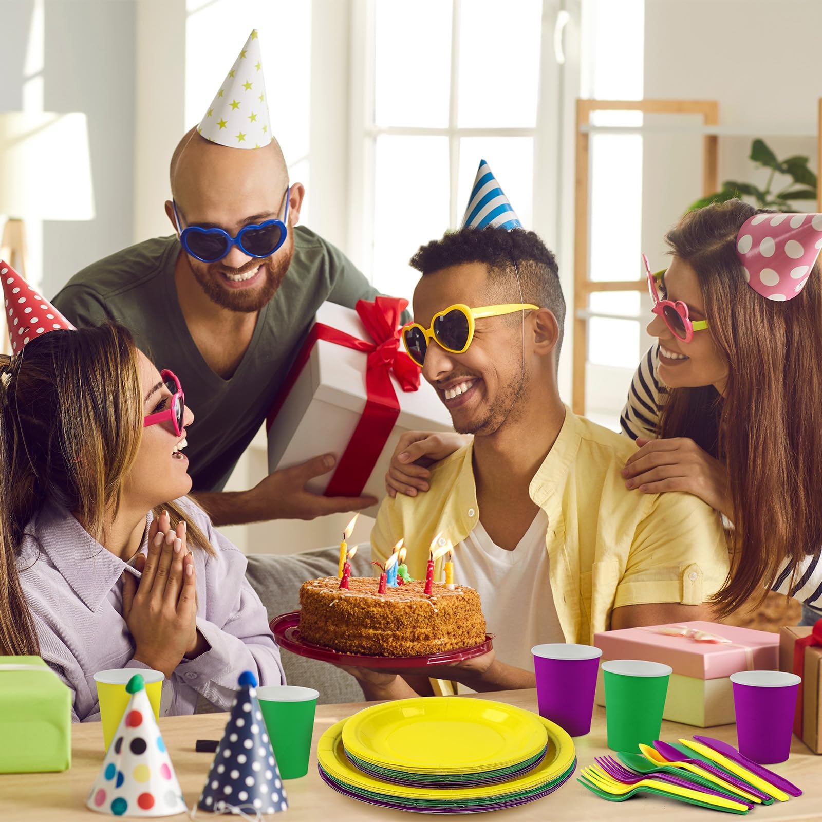 192-Piece Mardi Gras Party Decorations Set - Masquerade Plates, Cups, Napkins, Forks, Knives & Spoons - Disposable Tableware for Carnival, Festival, Birthday Parties - Perfect for Themed Events & Home Celebrations