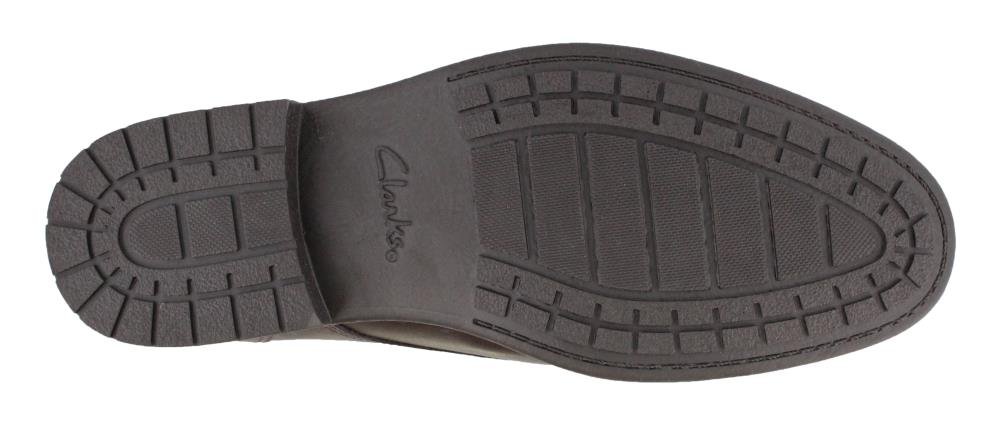 Clarks Men's Truxton Plain Oxford Shoes - Comfortable & Stylish Casual Dress Shoes for Work, Office & Formal Occasions