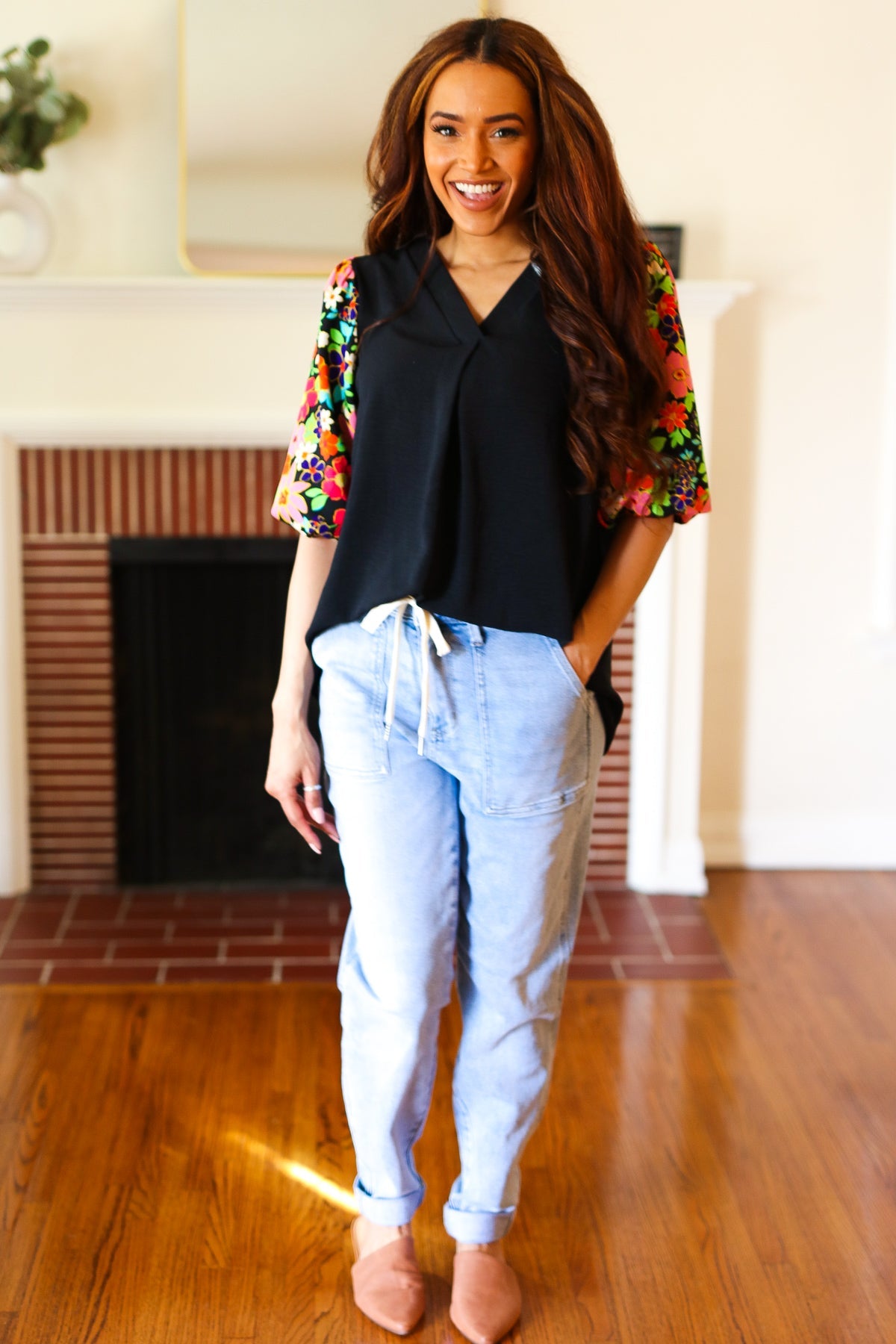 Eyes On You Black Floral Puff Sleeve V Neck Top - Women's Fashion Blouse for Date Night & Special Occasions