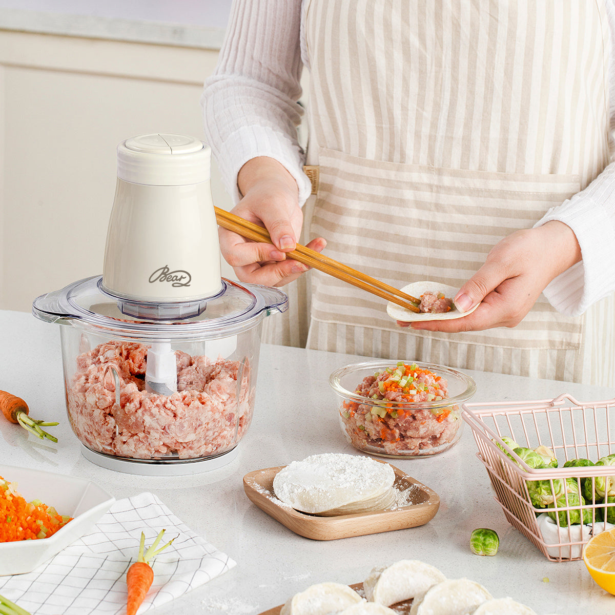 Bear FCM 300CW Commercial Food Chopper - Heavy Duty 300W Electric Meat Grinder & Vegetable Dicer for Restaurant, Kitchen, Catering - Perfect for Chopping Nuts, Onions, Garlic & More