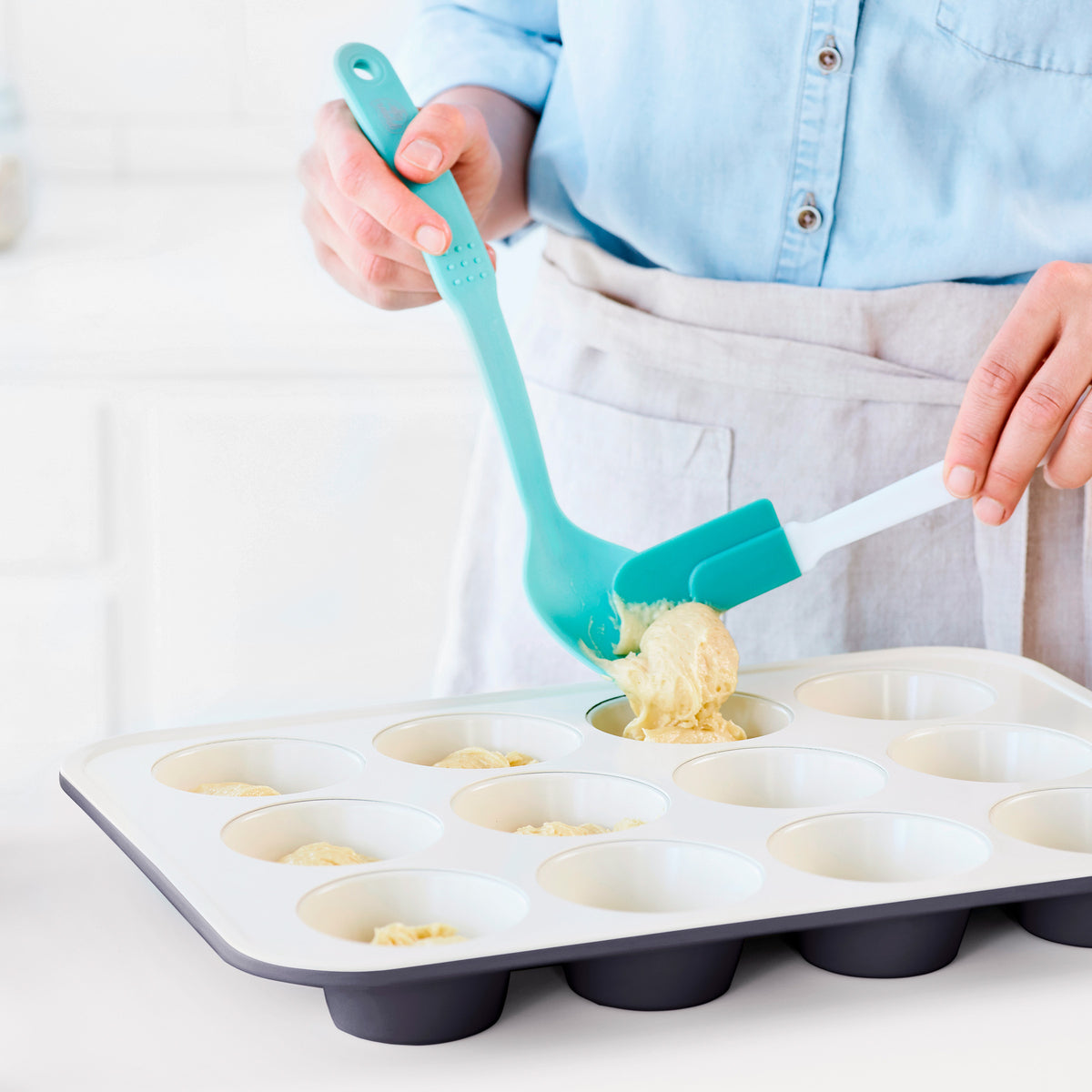 GreenLife Ceramic Nonstick Muffin Pan - 12 Cup Non-Toxic Bakeware for Healthy Cooking | Perfect for Cupcakes, Muffins & Egg Bites | Oven & Dishwasher Safe | Black