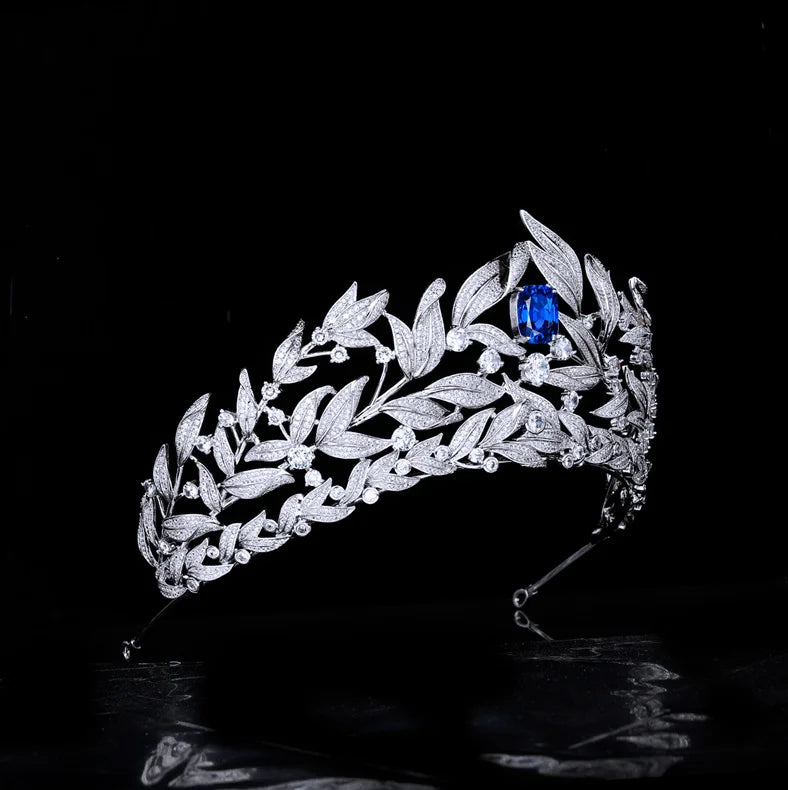 Luxury Platinum Plated Leaf Tiara with Cubic Zirconia - Elegant Bridal Crown for Weddings, Proms & Special Occasions | Perfect for Brides, Prom Queens & Pageant Winners