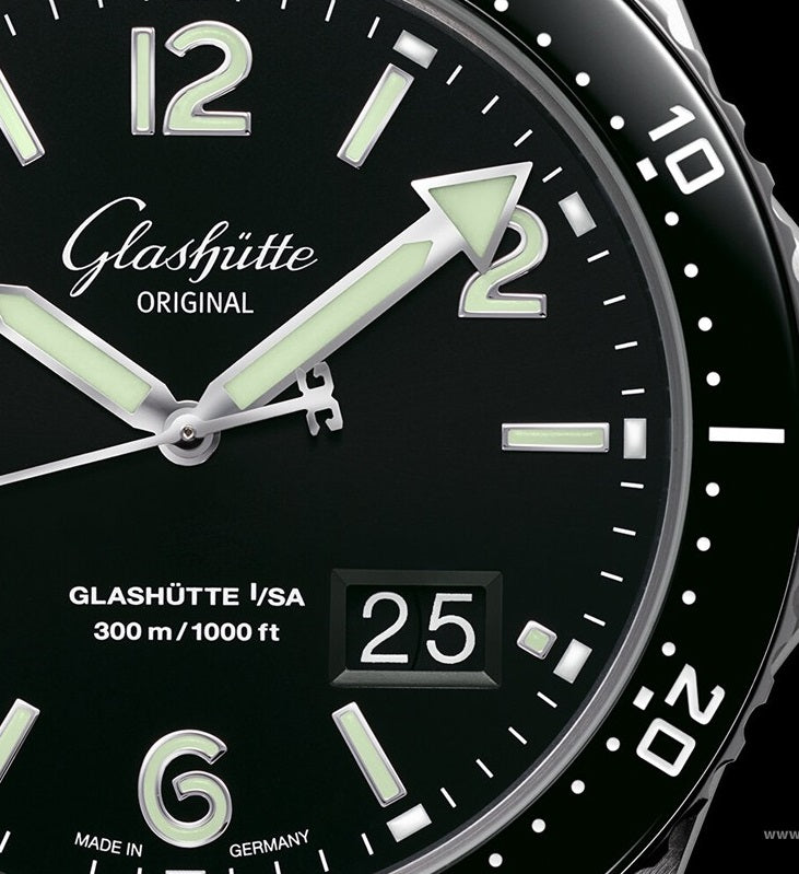Glashütte Original SeaQ Panorama Date Men's Diver Watch - Stainless Steel Luxury Timepiece for Diving, Business & Formal Occasions