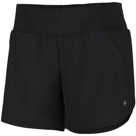 Columbia Women's Trail Dash Short - Lightweight Hiking & Running Shorts with Quick-Dry Fabric for Outdoor Adventures, Gym Workouts & Travel