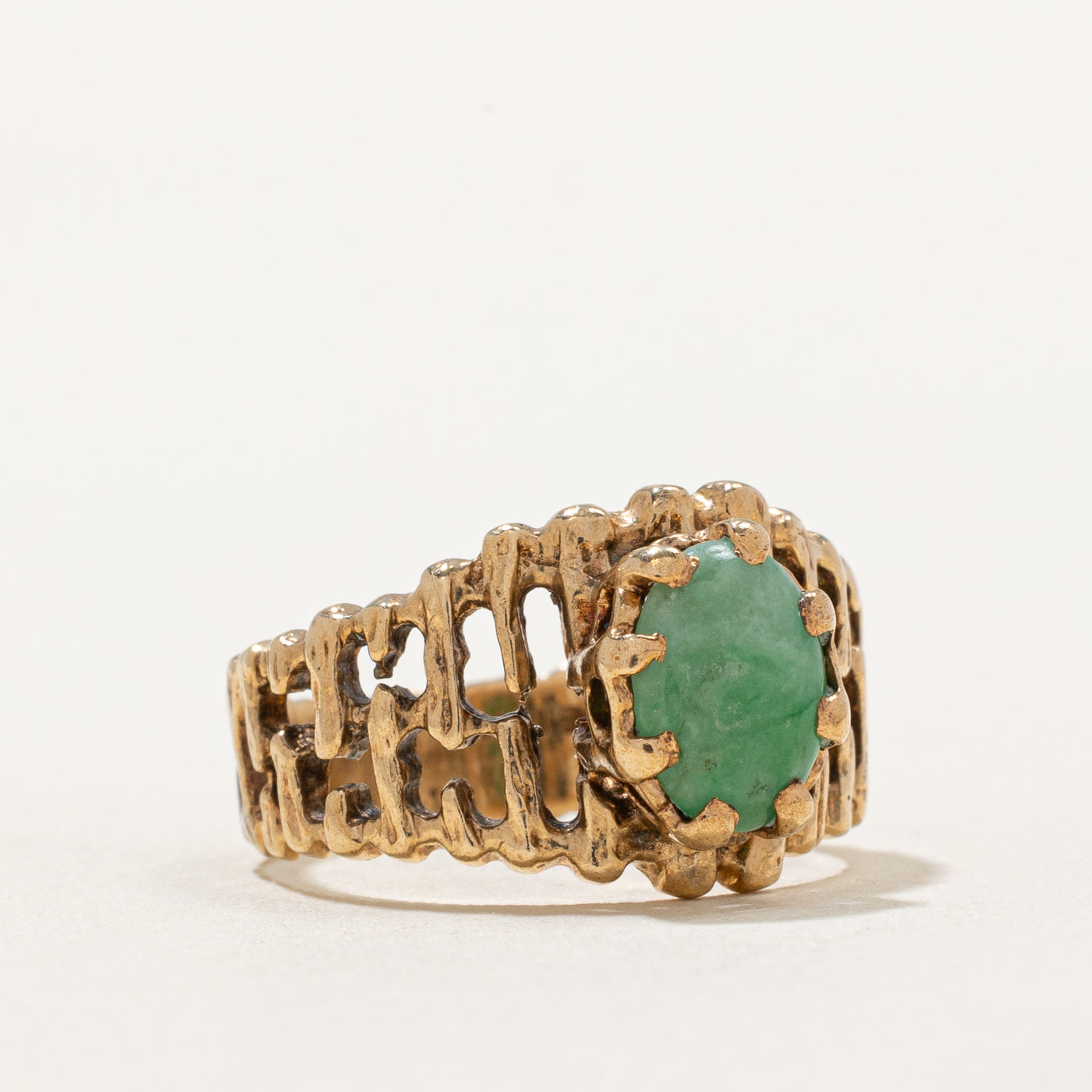 Oval Cabochon Jade Textured Ring - 0.90ct Natural Stone - Size 5.25 - Elegant Boho Jewelry for Women - Perfect for Weddings, Parties & Everyday Wear