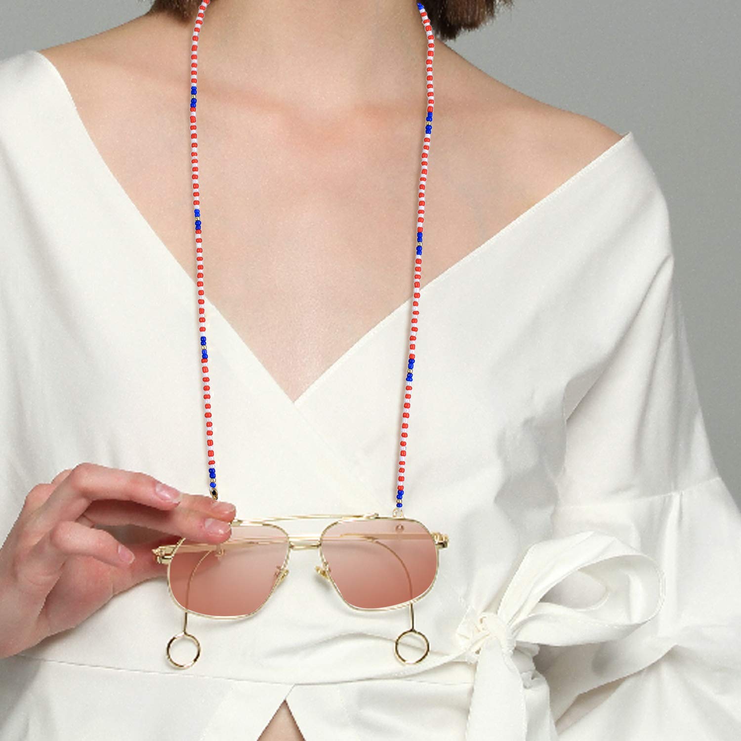 Fashionable Women's Eyeglass Chains with Beads - Adjustable Eyewear Retainer for Glasses & Sunglasses - Perfect for Reading, Driving, and Outdoor Activities