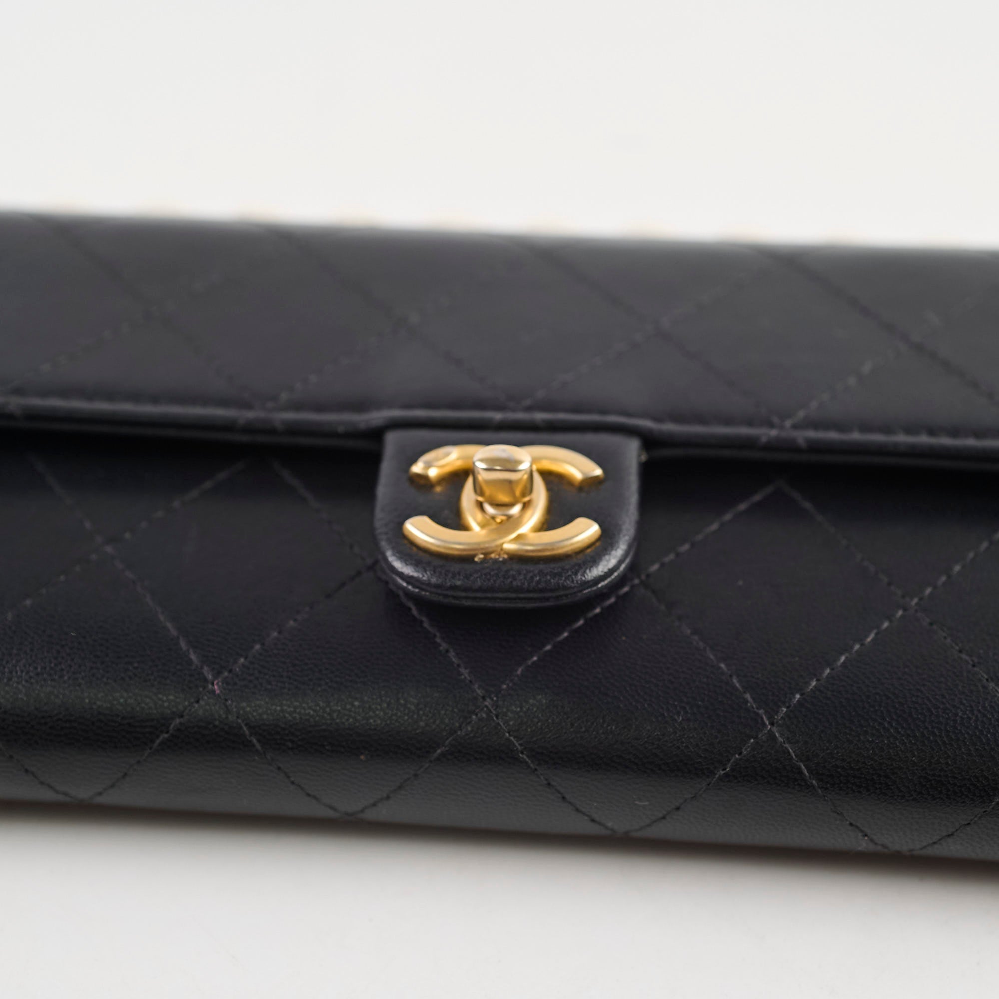 Chanel Black Pearl Wallet On Chain - Luxury Crossbody Bag for Women, Perfect for Evening Parties & Special Occasions