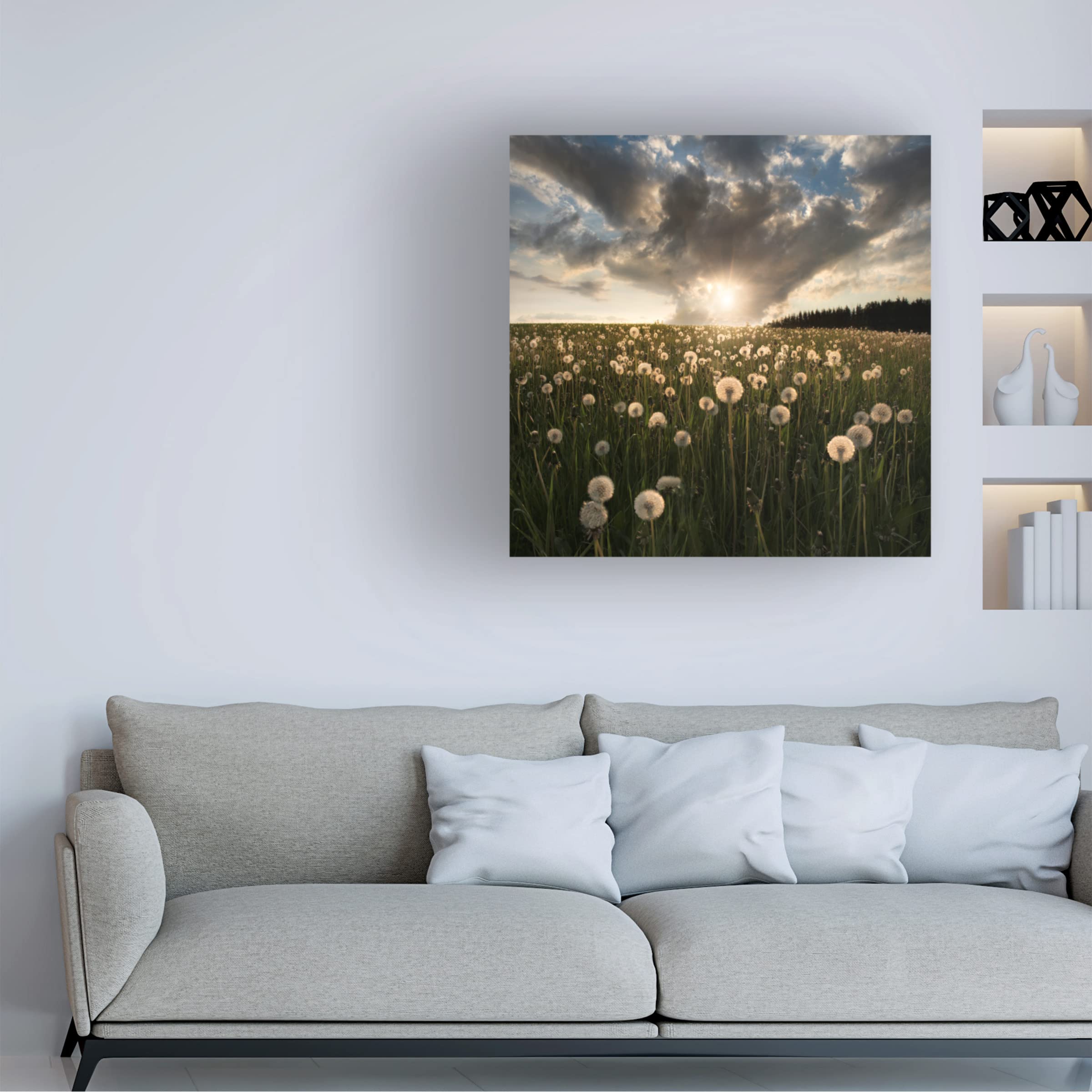 Trademark Fine Art 'Lightbulbs' Canvas Wall Art Print by Christian Lindsten - Modern Home & Office Decor for Living Room, Bedroom or Workspace