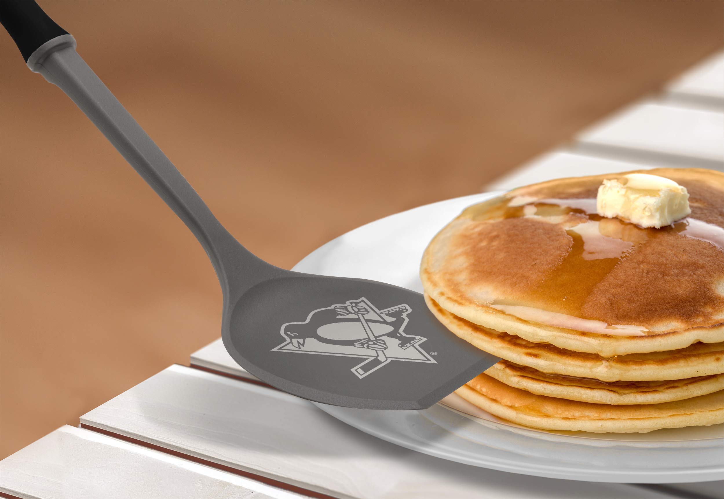 YouTheFan NHL Fan Flipper Kitchen Turner - Non-Stick Spatula for Grilling, Flipping Burgers & Pancakes - Perfect for BBQ, Camping & Home Cooking