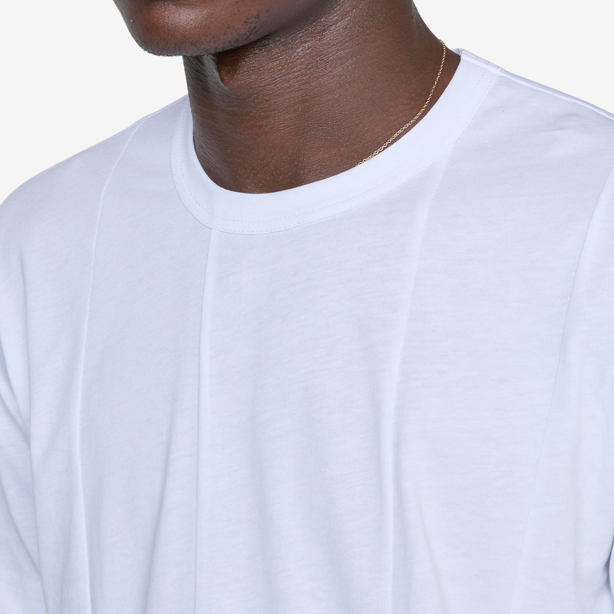 Oversized Asymmetric Hem T-Shirt for Women - Trendy White Casual Tee for Streetwear, Layering & Everyday Outfits