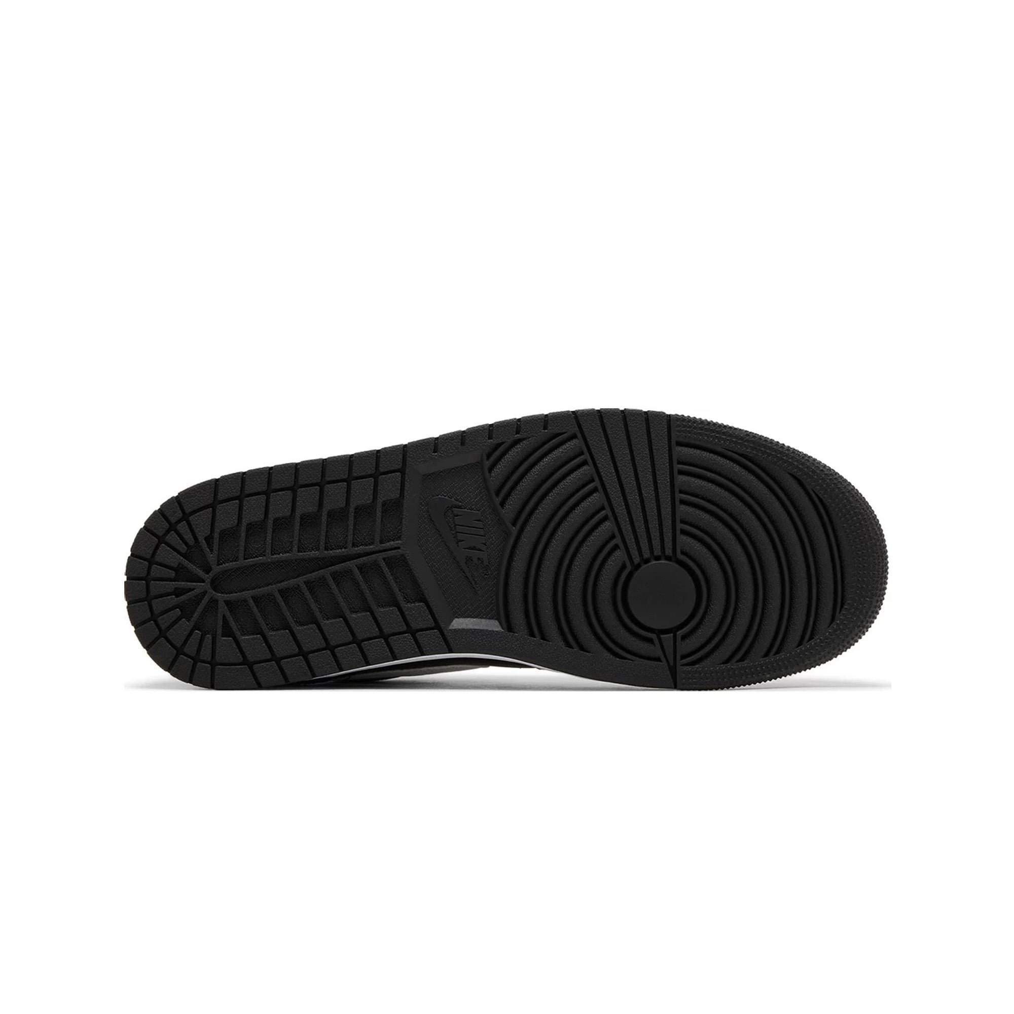 Air Jordan 1 Low 'Black Royal Toe' Men's Basketball Shoes - Stylish Sneakers for Casual Wear, Street Fashion & Sports Performance