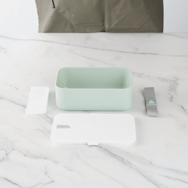 Bento Tek 34 oz Eco-Friendly Green Buddha Lunch Box with Secure White Lid - 7.5