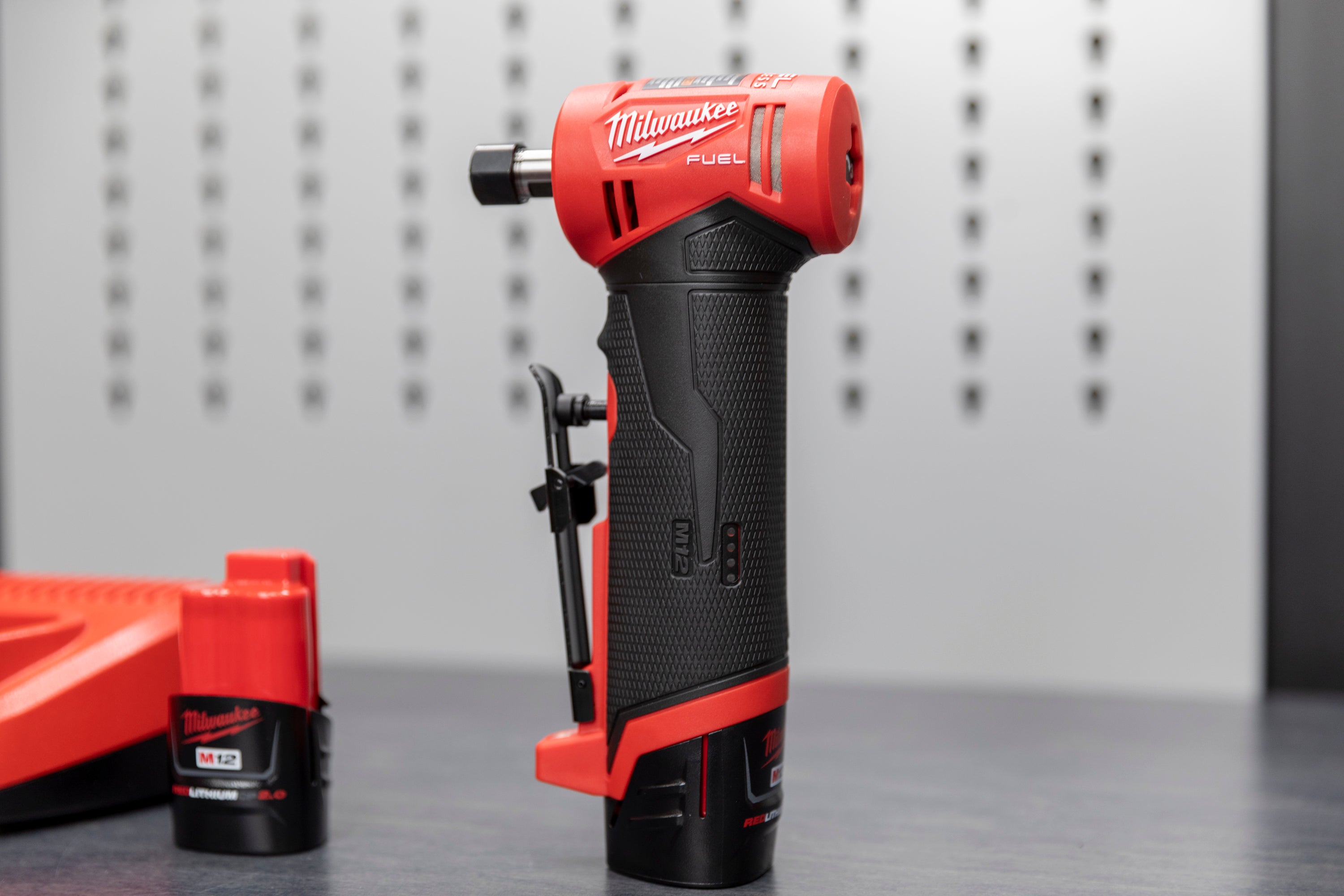 Milwaukee M12 FUEL 1/4
